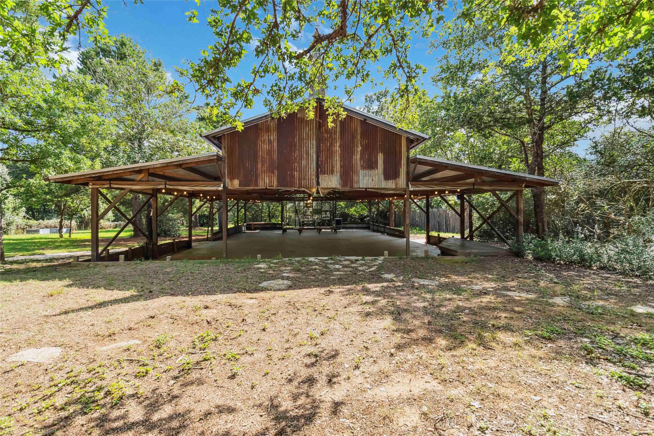 208 Old Potato RD, Paige, TX, 78659 | 8894211 | Realty Texas LLC