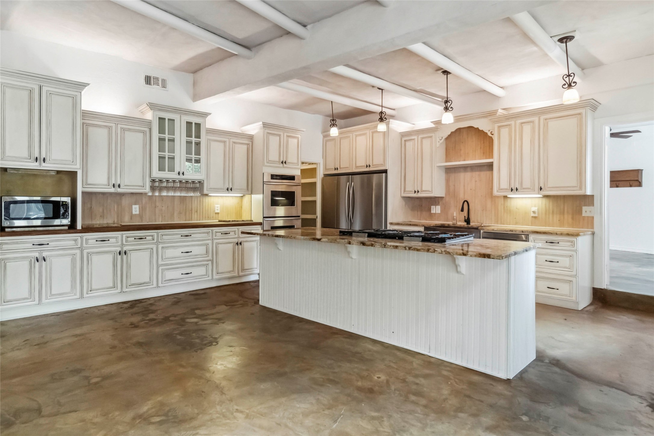 208 Old Potato RD, Paige, TX, 78659 | 8894211 | Realty Texas LLC