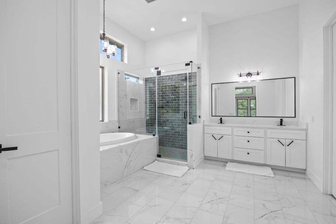 390 RIDDLE Road, Cedar Creek, TX, 78612 | 6429598 | Realty Texas LLC