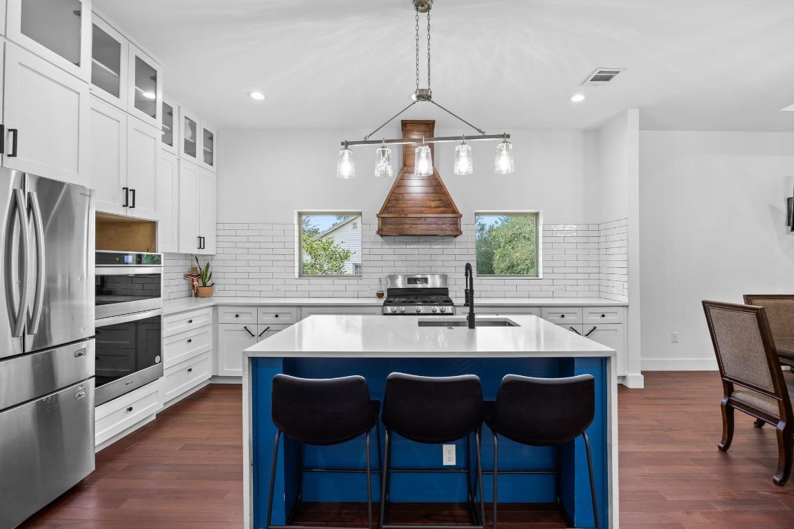 390 RIDDLE Road, Cedar Creek, TX, 78612 | 6429598 | Realty Texas LLC