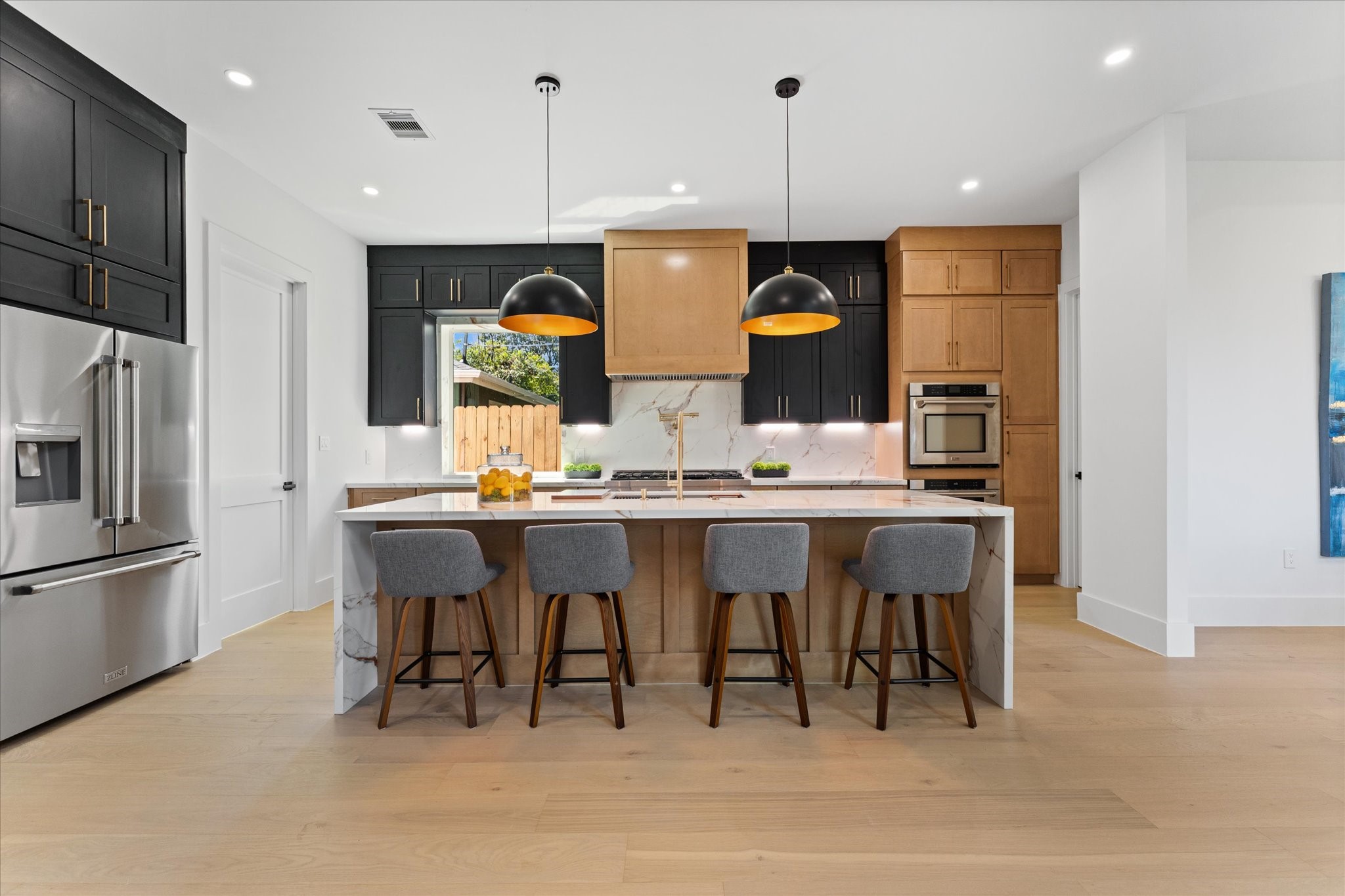 8102 Montridge Drive, Houston, TX, 77055 | 62011518 | Realty Texas LLC