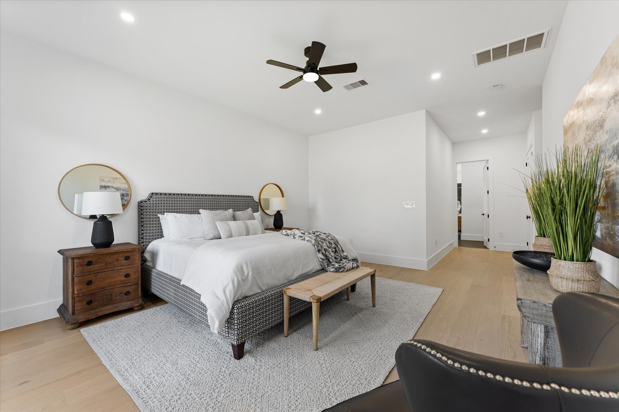 8102 Montridge Drive, Houston, TX, 77055 | 62011518 | Realty Texas LLC