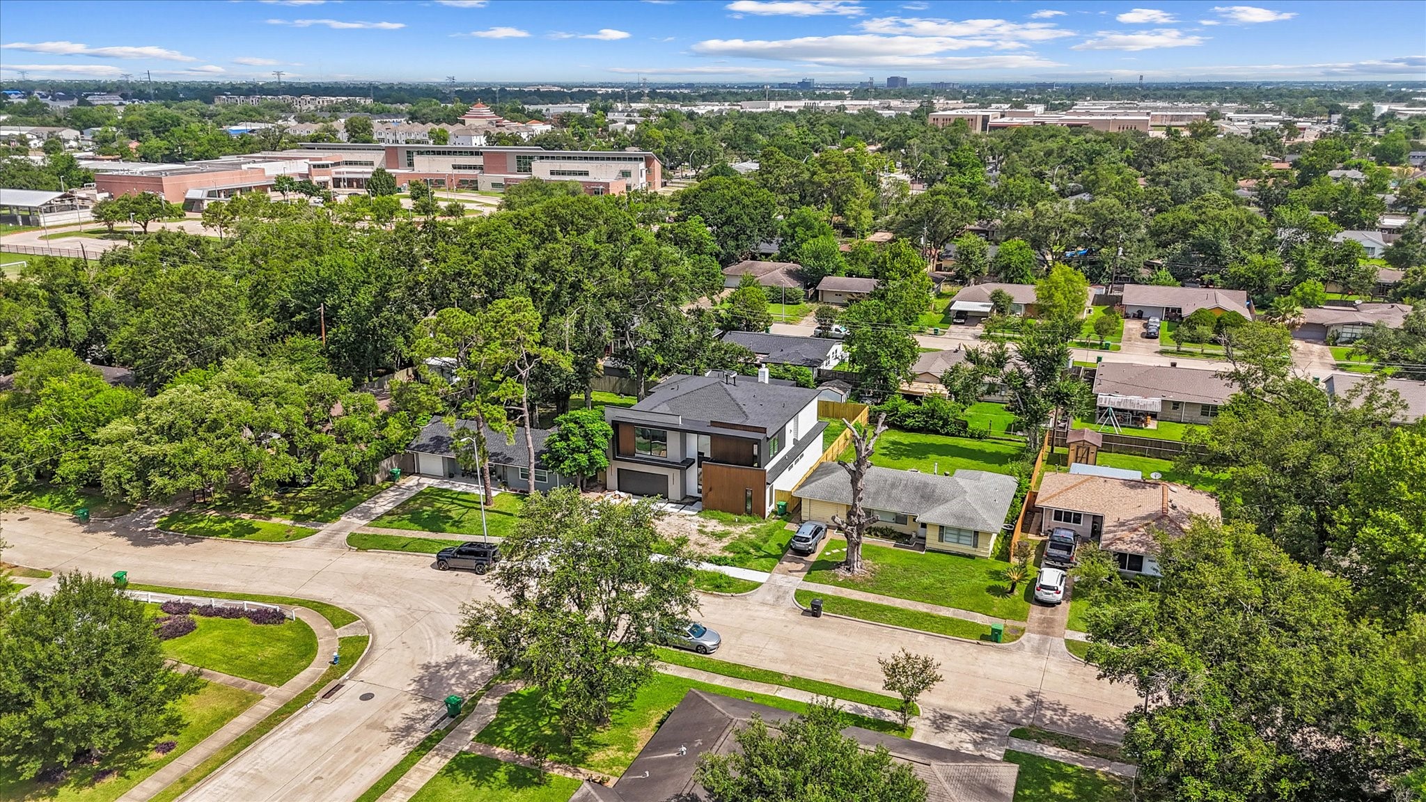 8102 Montridge Drive, Houston, TX, 77055 | 62011518 | Realty Texas LLC