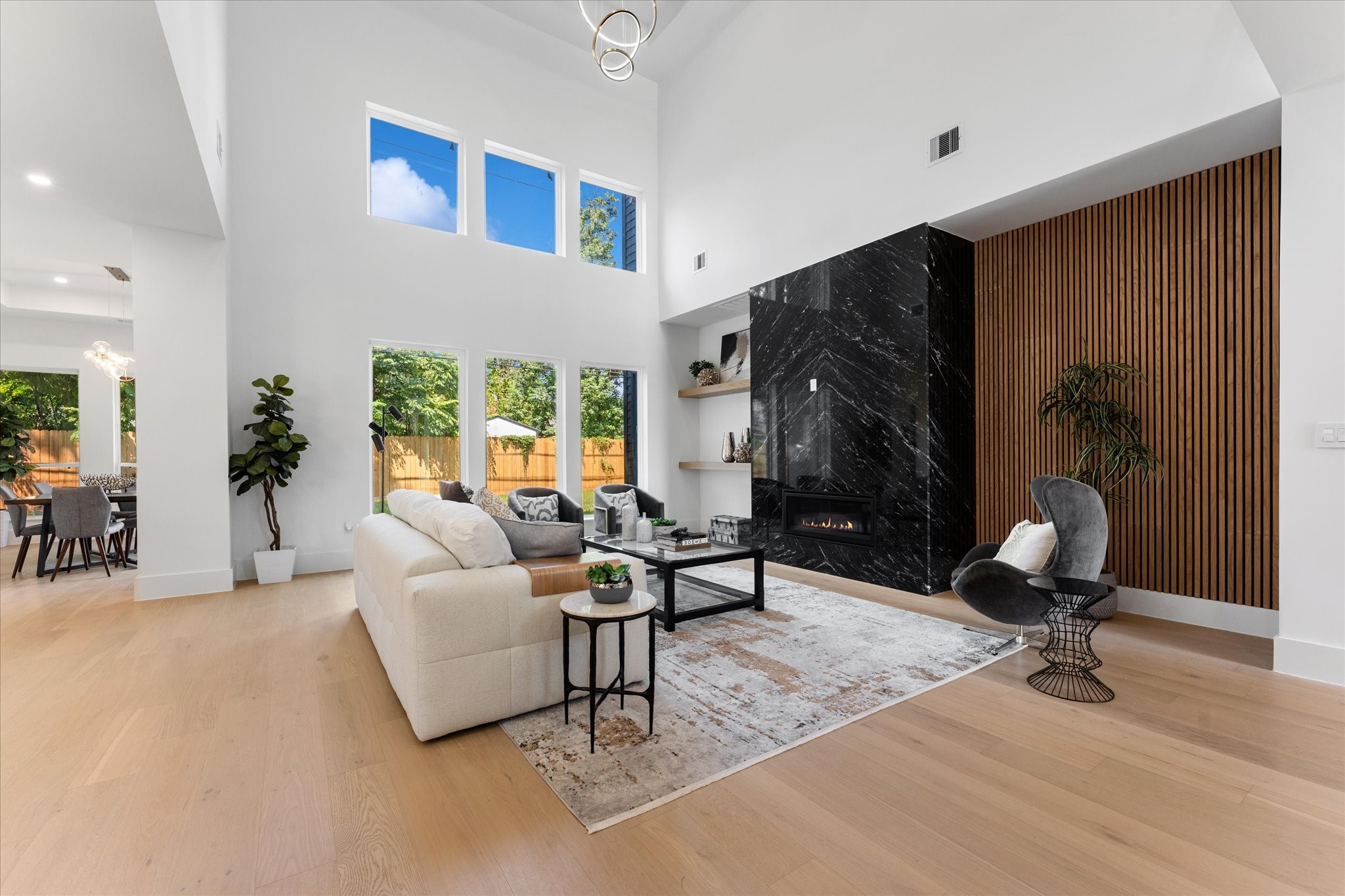 8102 Montridge Drive, Houston, TX, 77055 | 62011518 | Realty Texas LLC