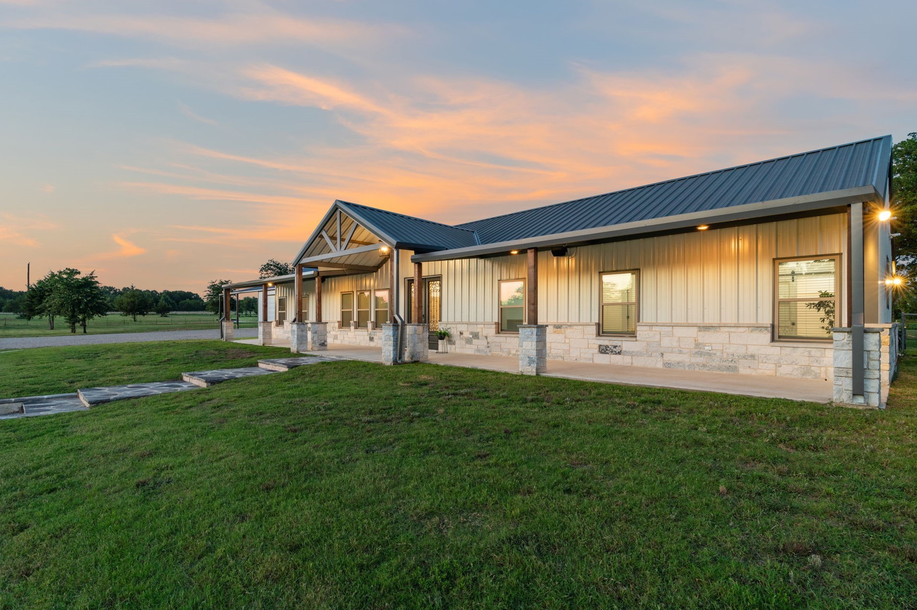 7744 Old Agnes Road, Poolville, TX, 76487 | 20978010 | Realty Texas LLC