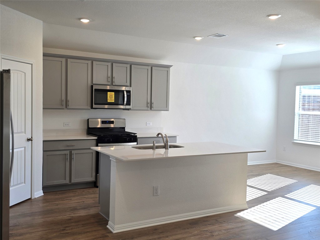 1933 Crowned Eagle Pass , Leander, TX, 78641 | 3025127 | Realty Texas LLC