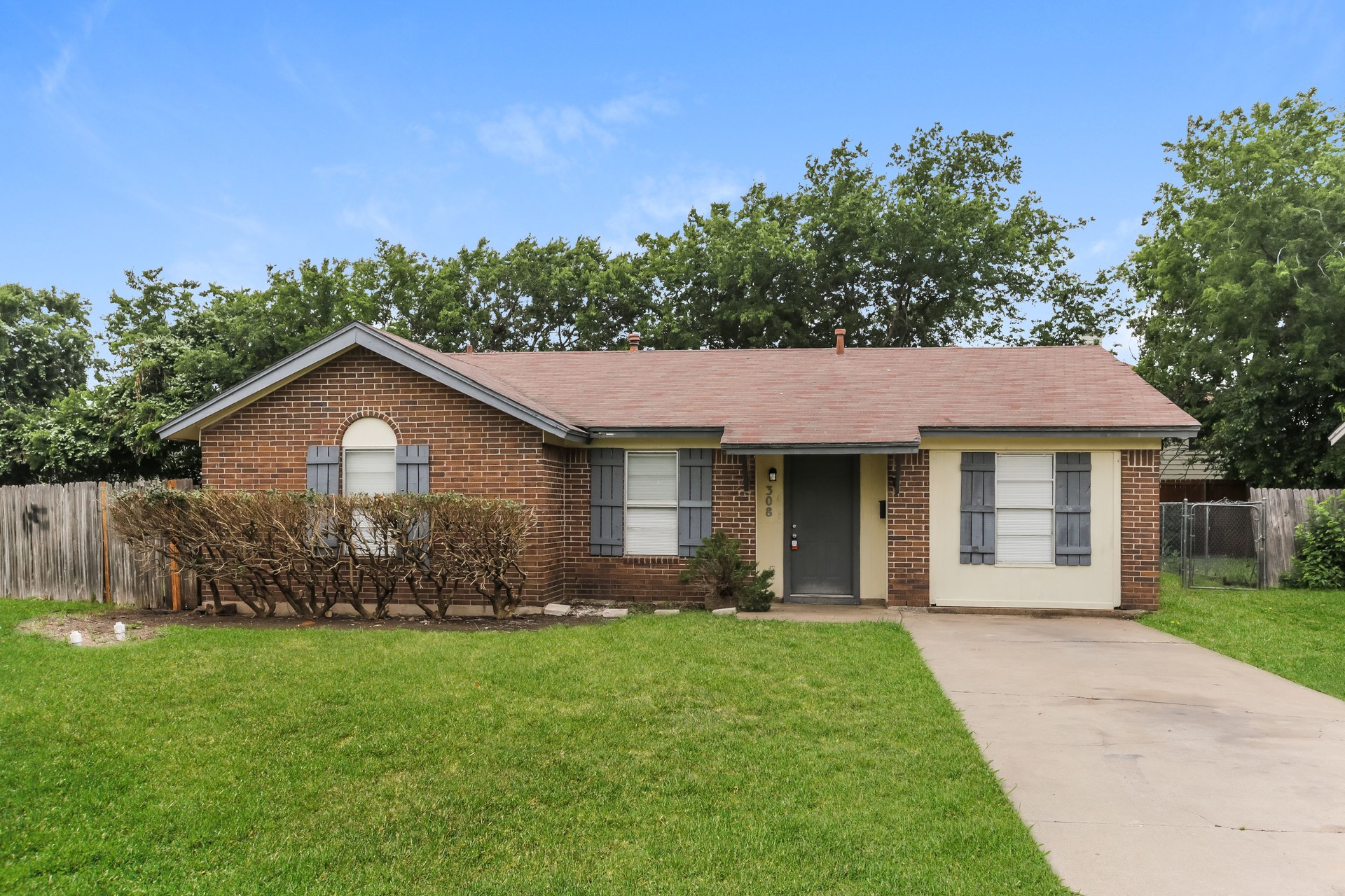 308 Coury Road, Everman, TX, 76140 | 20978670 | Realty Texas LLC