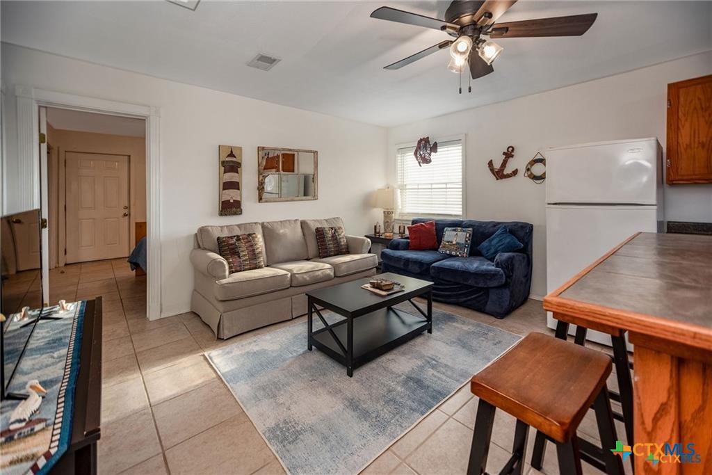 19 Dewberry Lane, Seadrift, TX, 77983 | 584366 | Realty Texas LLC