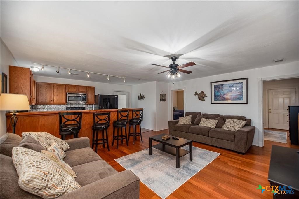 19 Dewberry Lane, Seadrift, TX, 77983 | 584366 | Realty Texas LLC