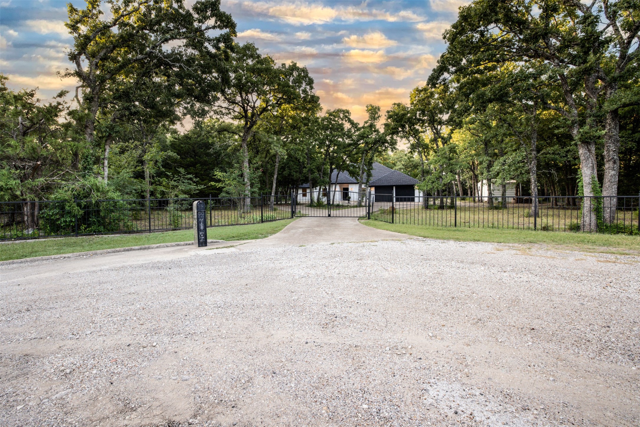 10206 County Road 2450, Terrell, TX, 75160 | 20978596 | Realty Texas LLC