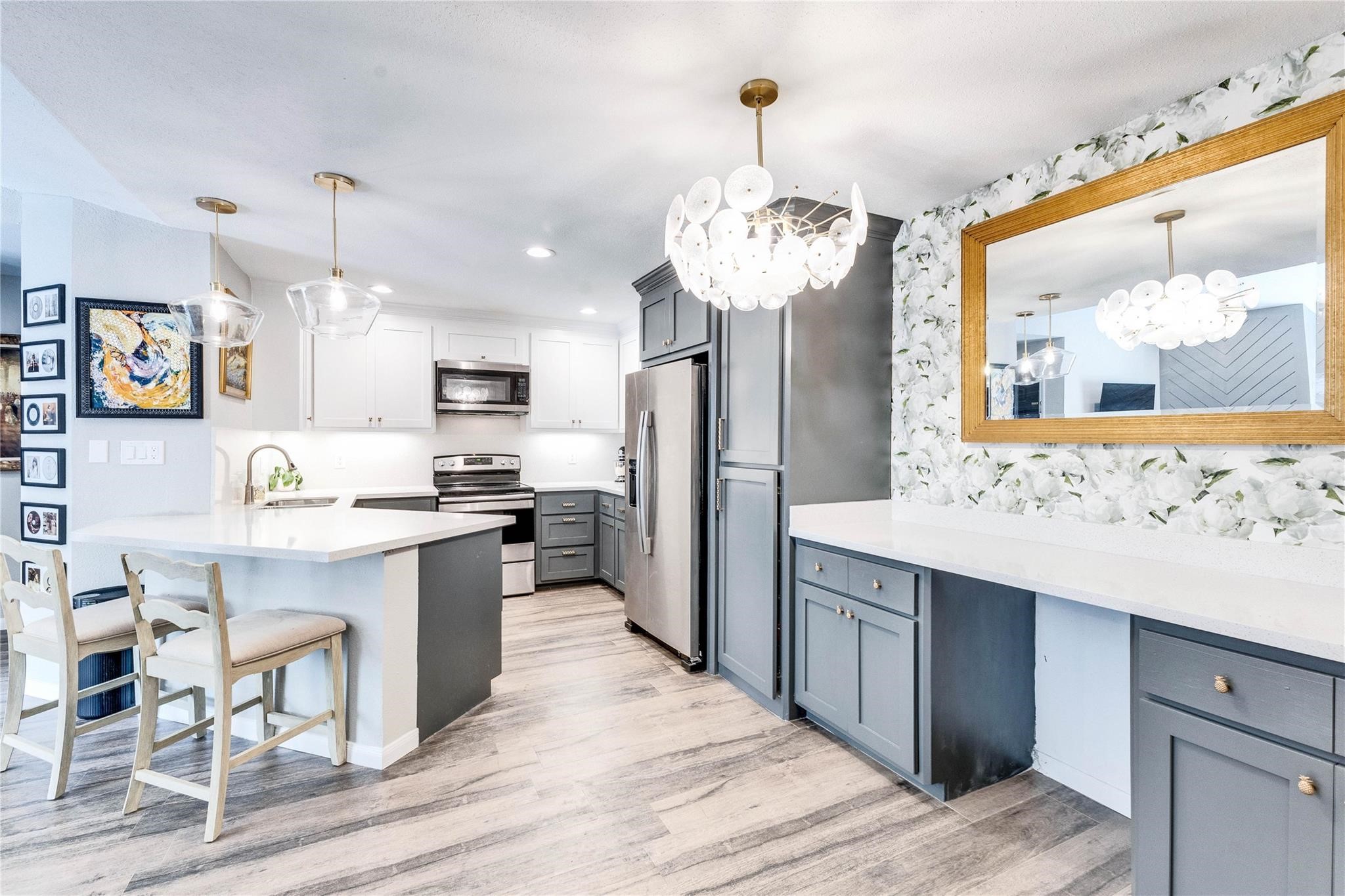 2450 Wickersham Lane M1308, Austin, TX, 78741 | 42242036 | Realty Texas LLC