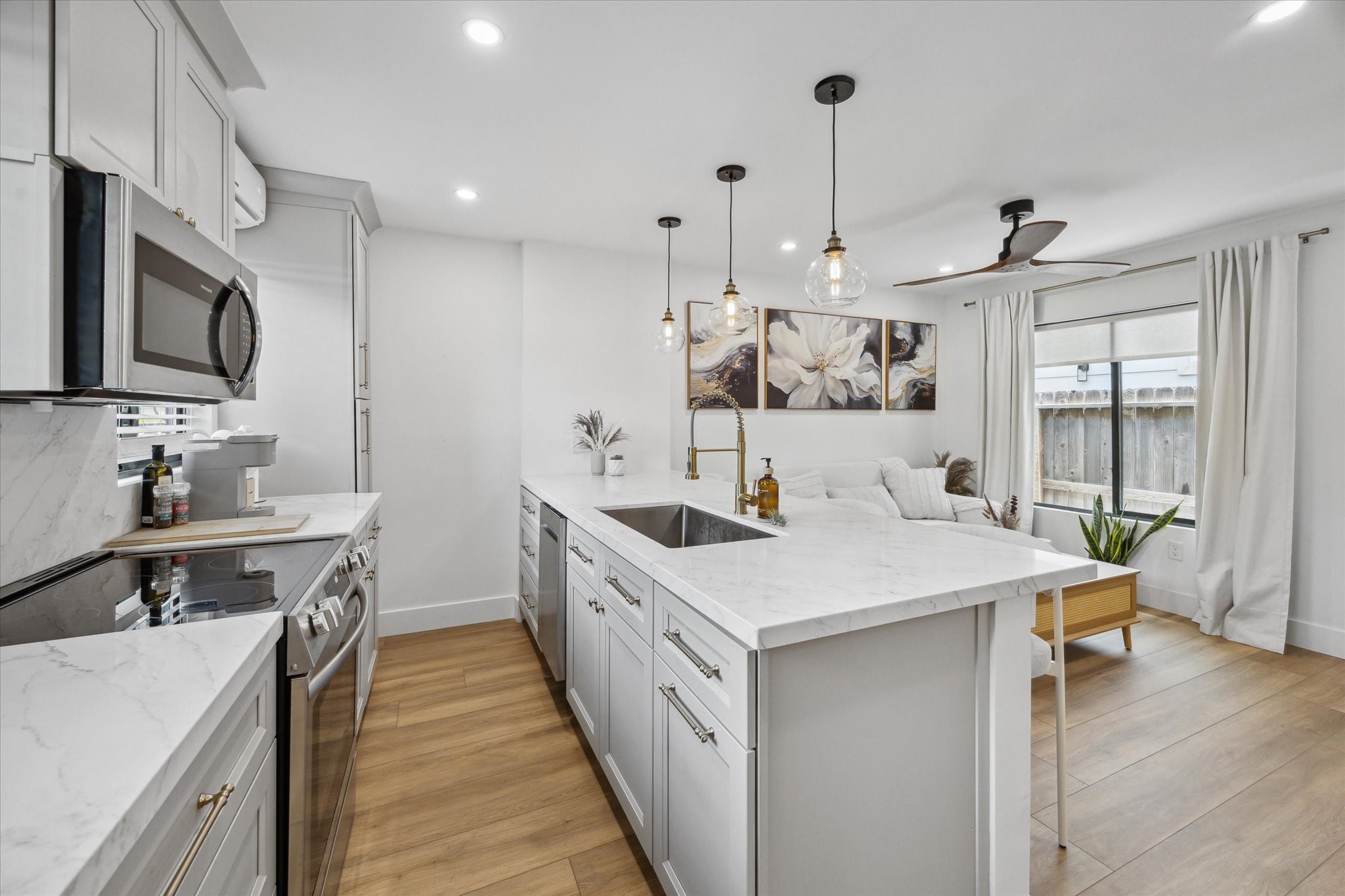 5844 Darling Street, Houston, TX, 77007 | 24480868 | Realty Texas LLC