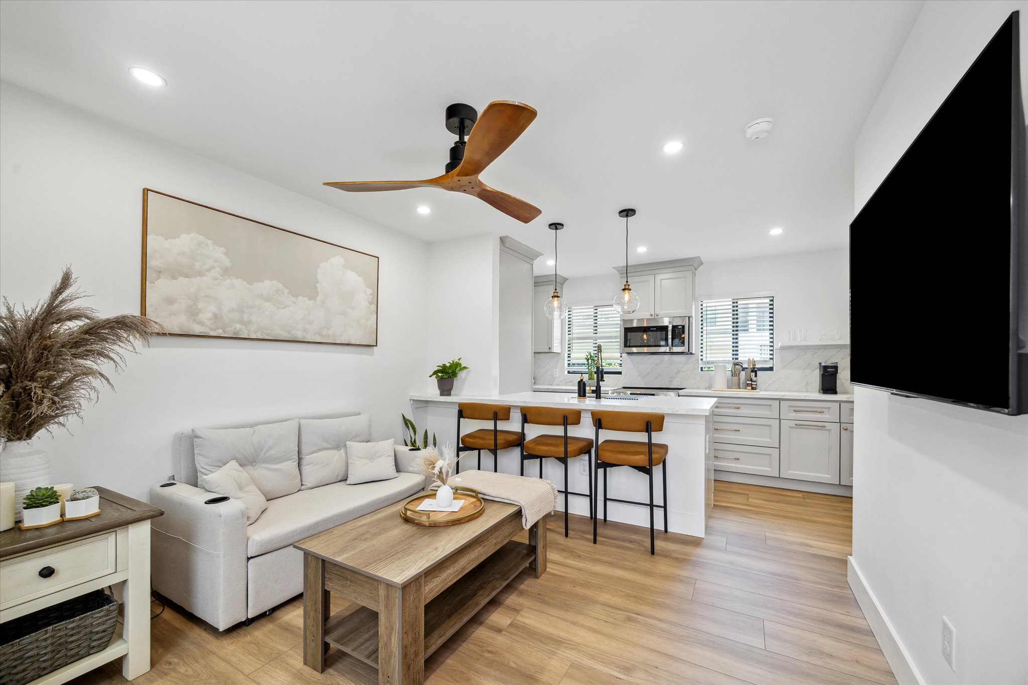 5844 Darling Street, Houston, TX, 77007 | 24480868 | Realty Texas LLC