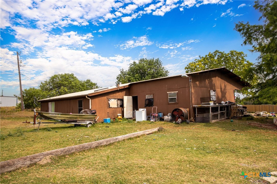 2811 Harris Hill Road, San Marcos, TX, 78666 | 582810 | Realty Texas LLC