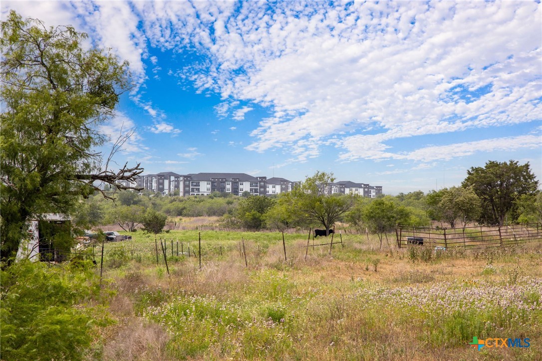 2811 Harris Hill Road, San Marcos, TX, 78666 | 582810 | Realty Texas LLC