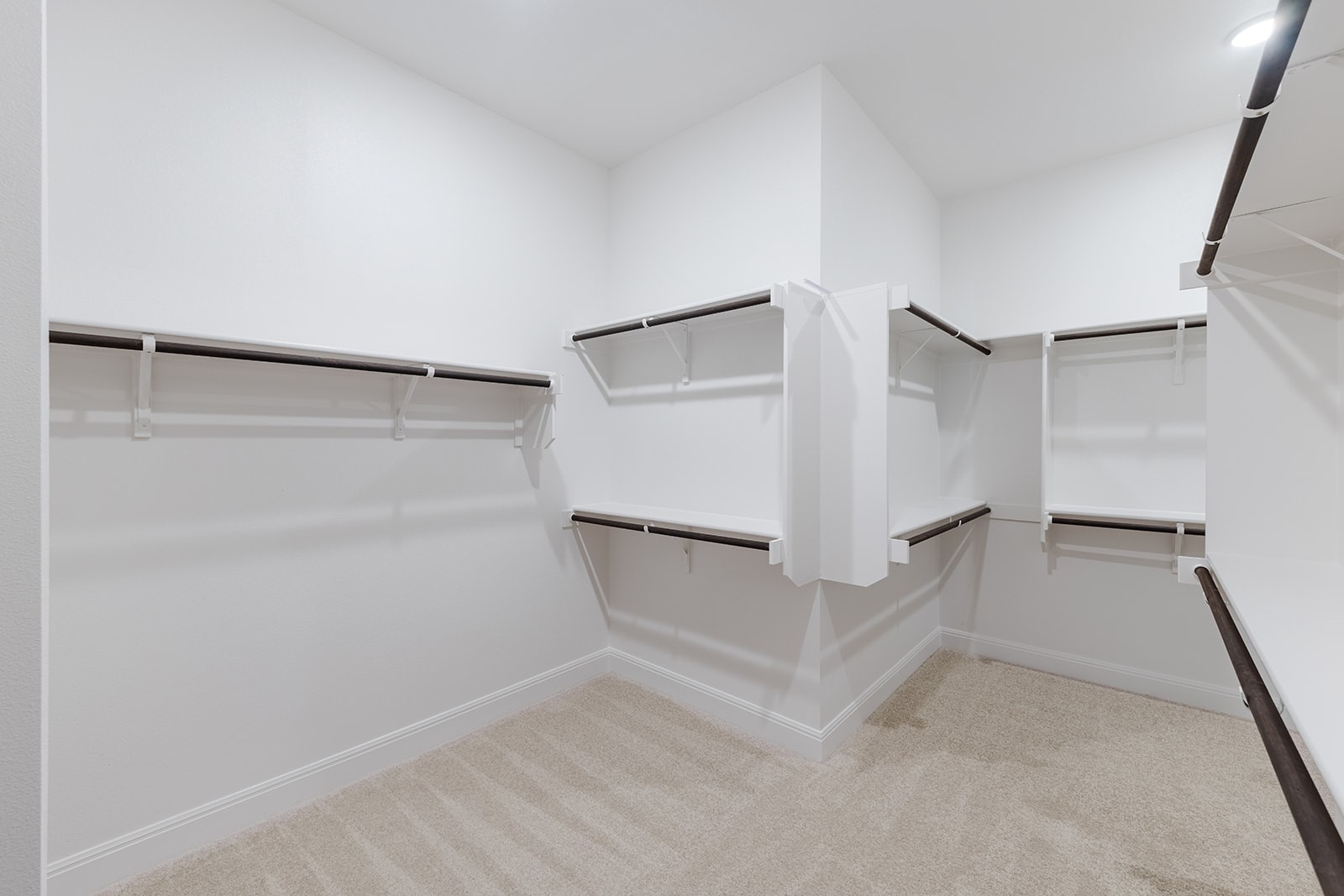 310 Yaklin DR, Liberty Hill, TX, 78642 | 5705385 | Realty Texas LLC