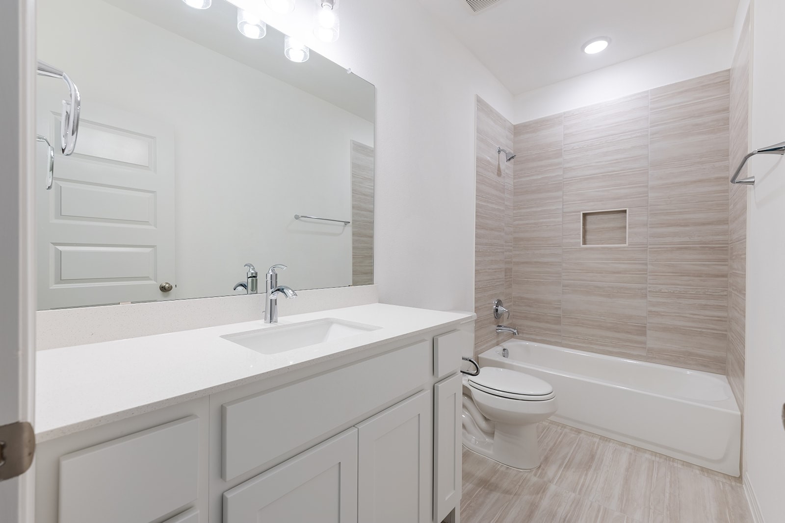 310 Yaklin DR, Liberty Hill, TX, 78642 | 5705385 | Realty Texas LLC
