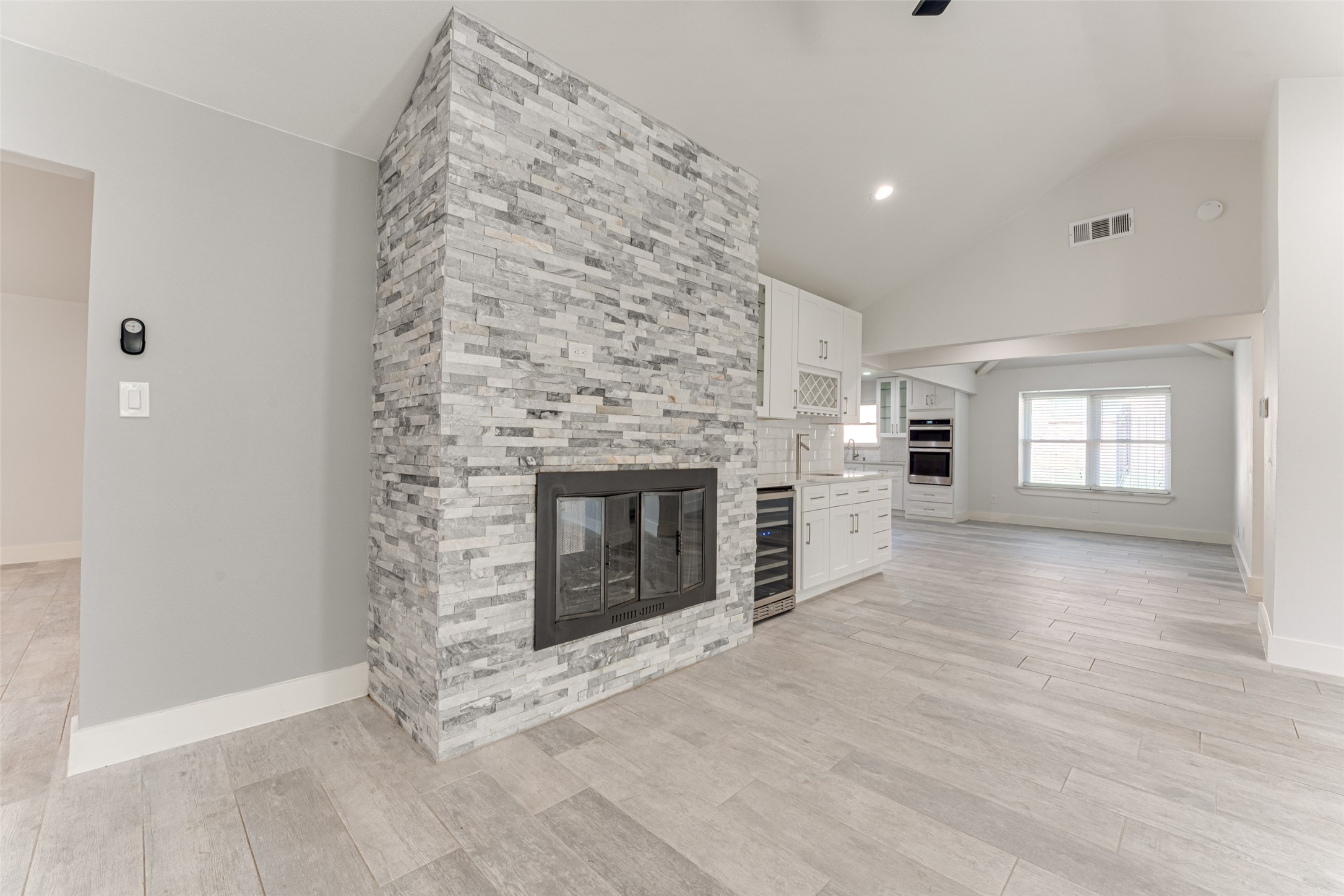 1705 Cross Bend Road, Plano, TX, 75023 | 20980558 | Realty Texas LLC