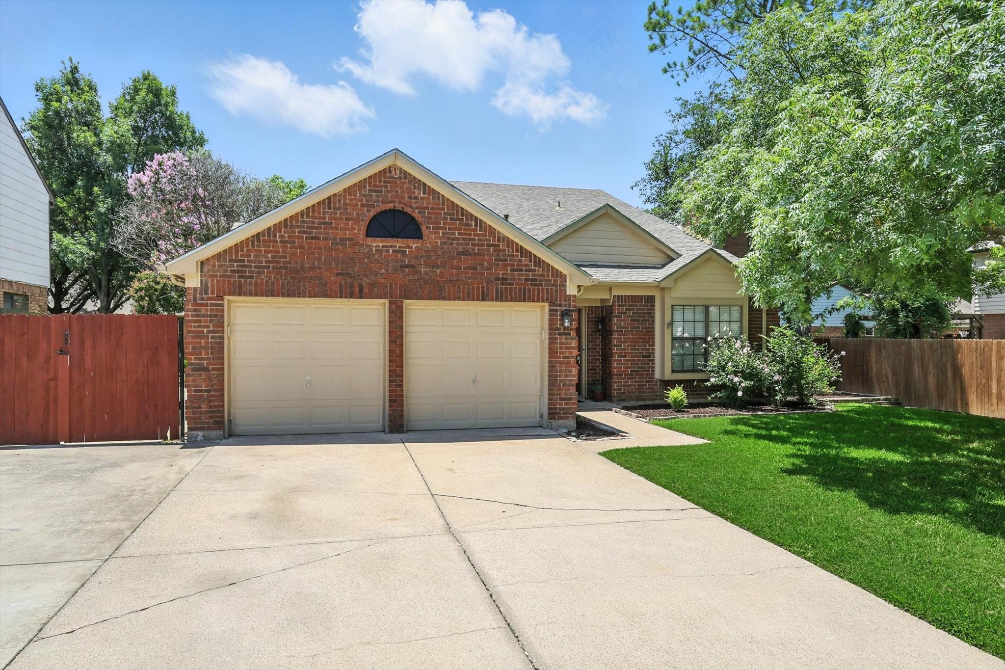 1227 Eaton Lane, Grapevine, TX, 76051 | 20979180 | Realty Texas LLC