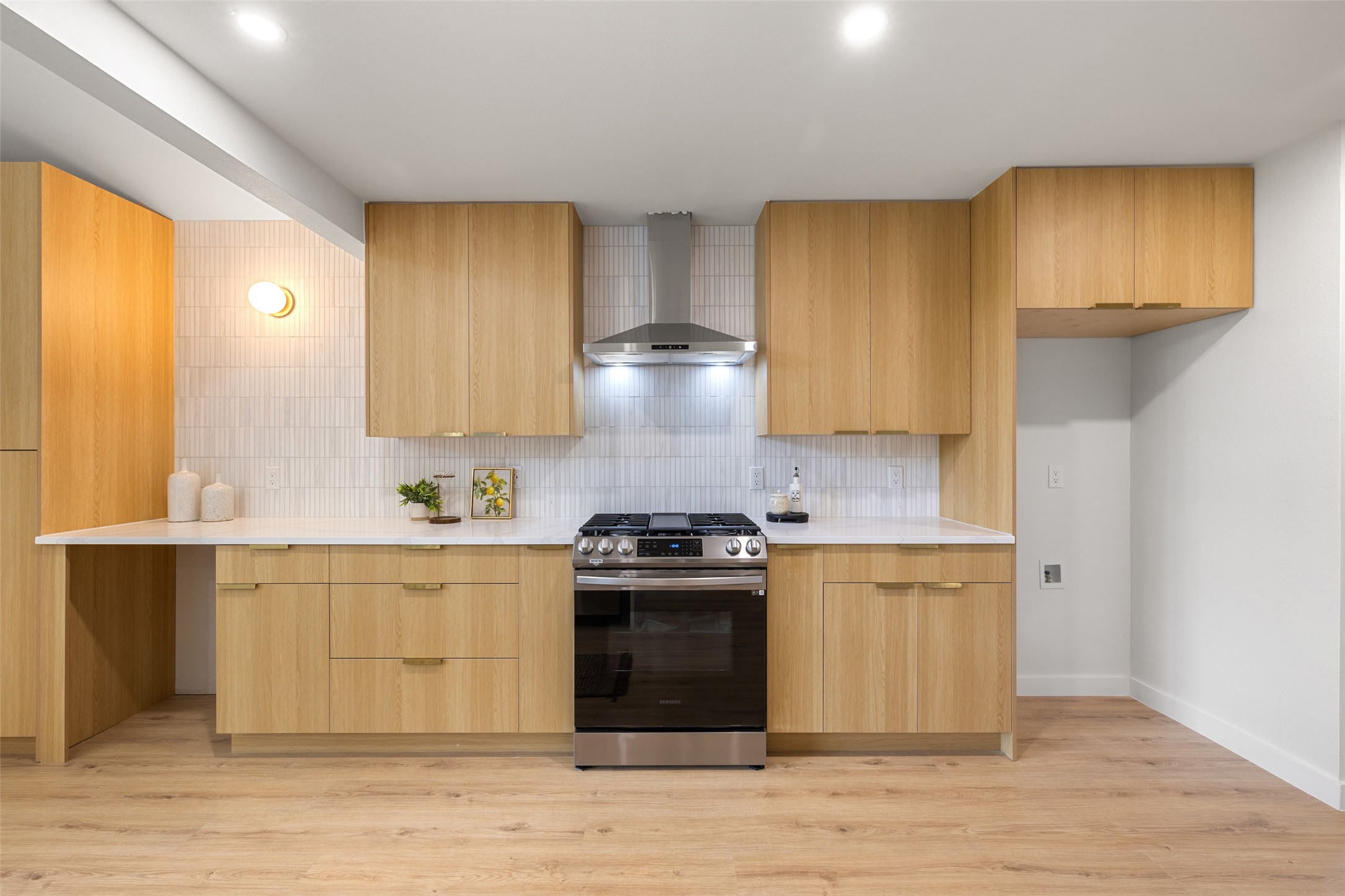 6809 Willamette DR, Austin, TX, 78723 | 2145693 | Realty Texas LLC