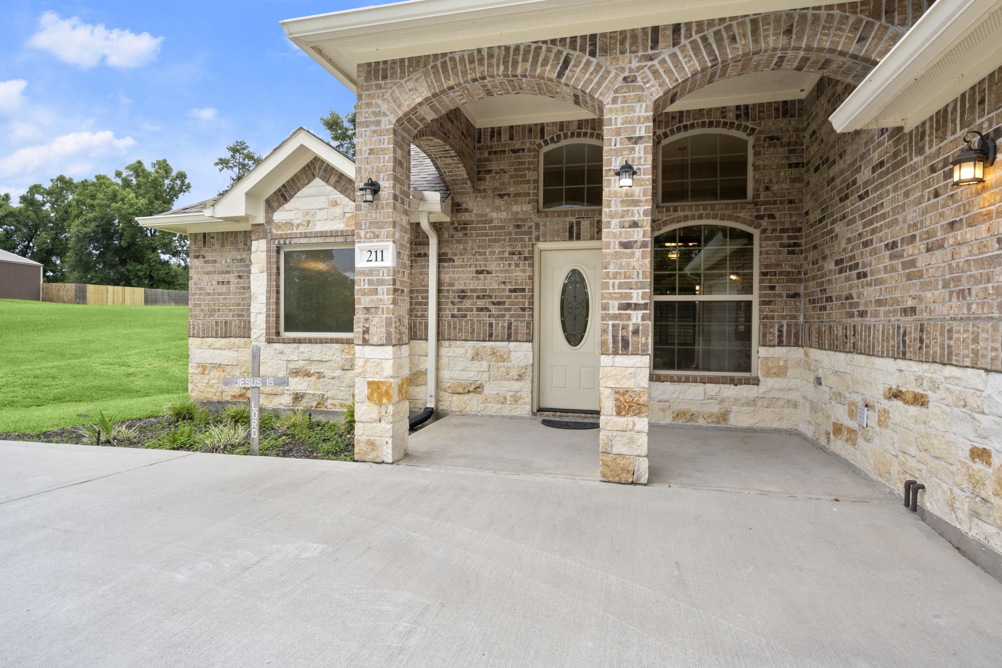 211 Southcrest Court, Livingston, TX, 77351 | 58183112 | Realty Texas LLC