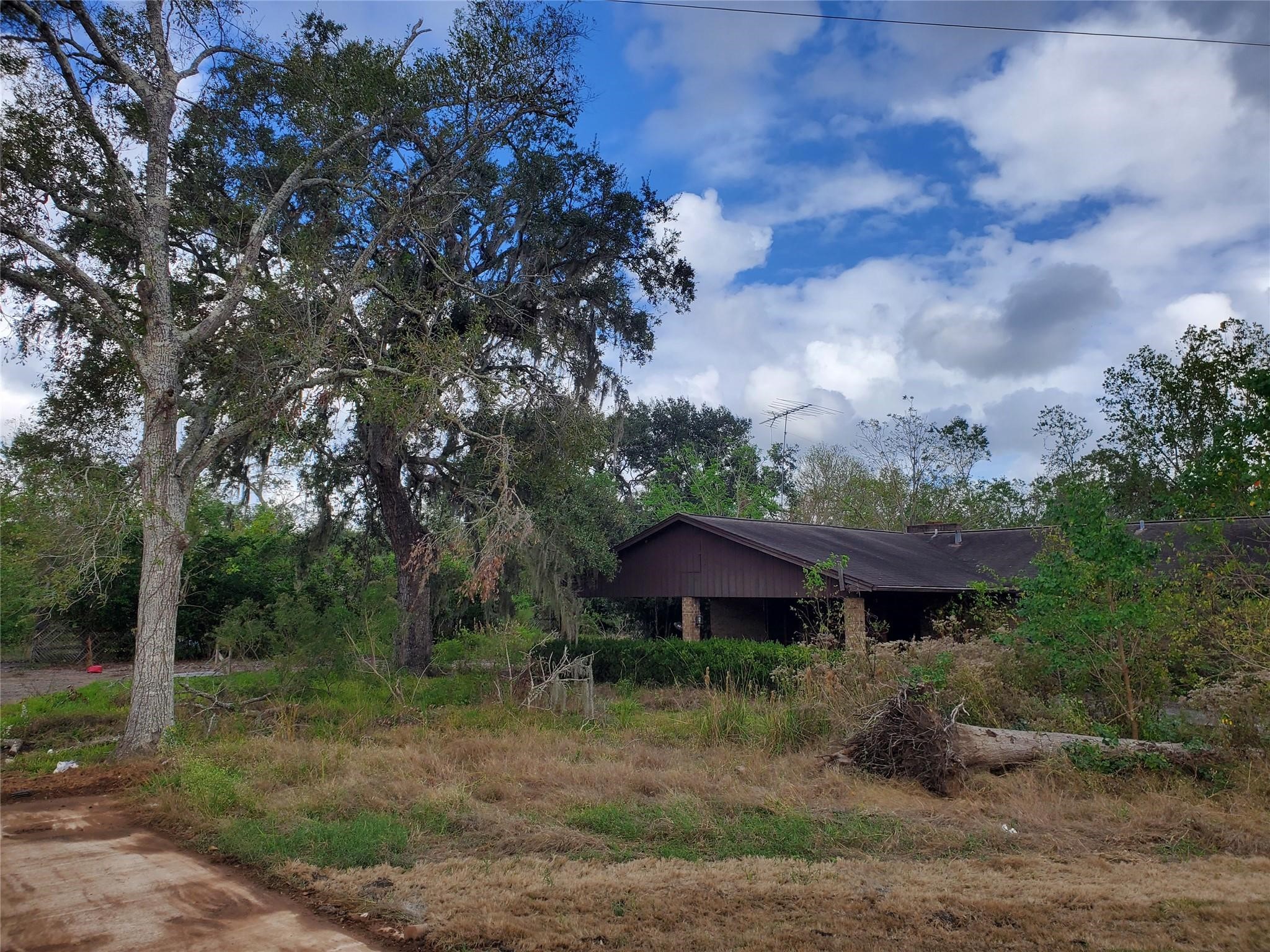21200 Tx-36, Brazoria, TX, 77444 | 44649705 | Realty Texas LLC