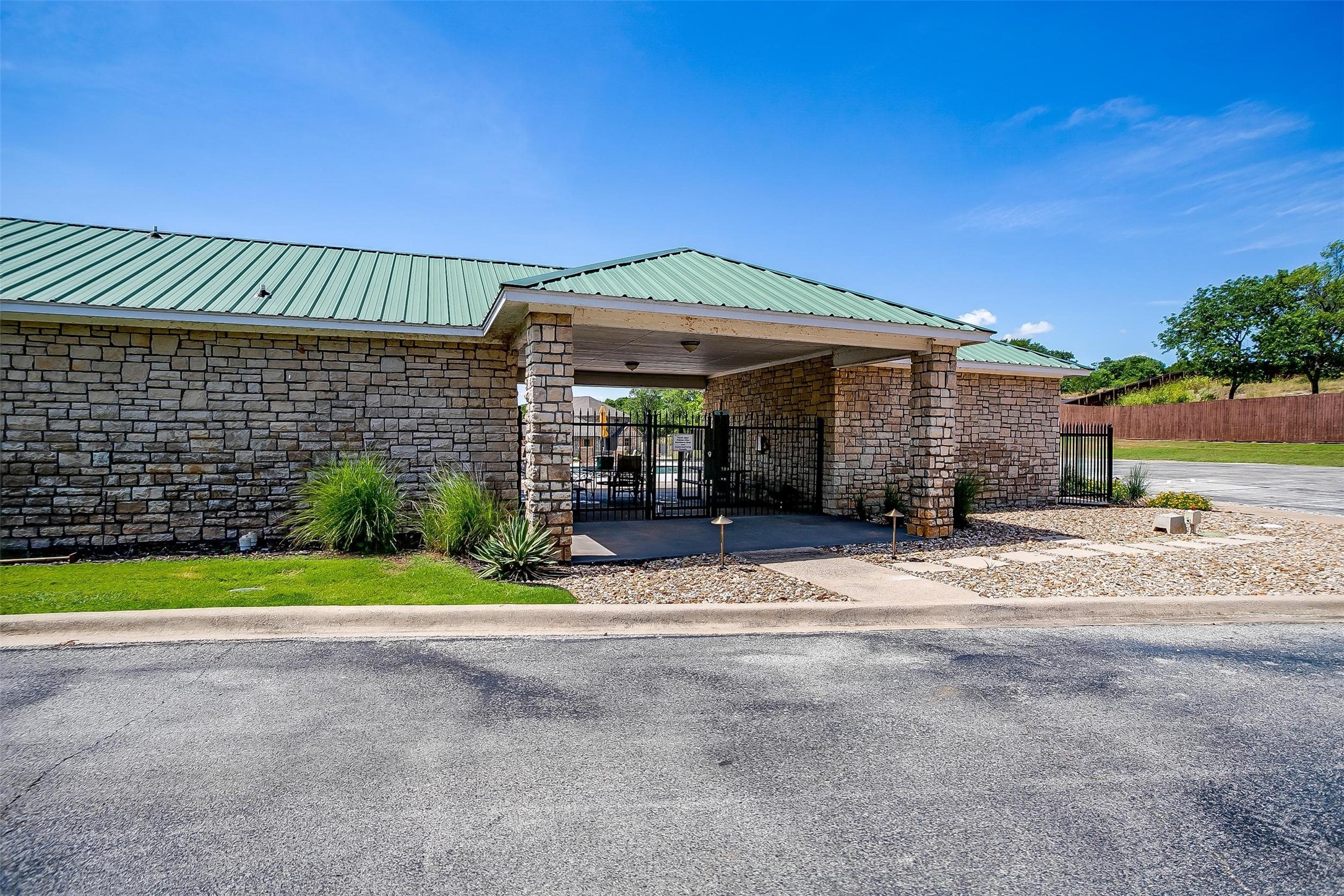 Lot 2R Grand Harbor Boulevard, Chico, TX, 76431 | 20982048 | Realty Texas LLC