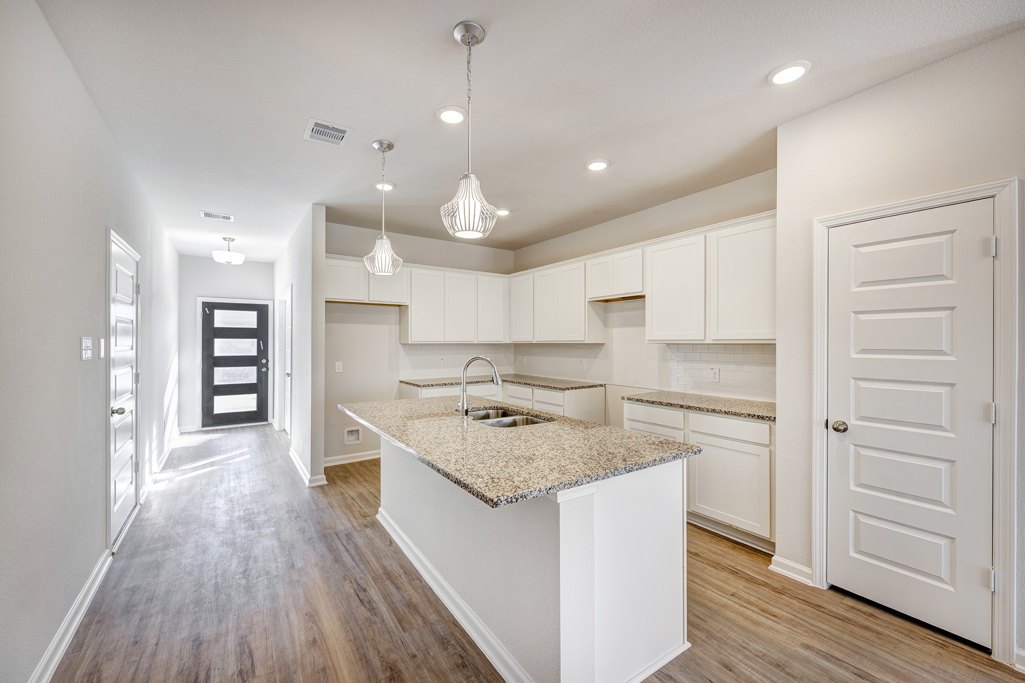 1929 N Riverside Circle, Dayton, TX, 77535 | 41174803 | Realty Texas LLC
