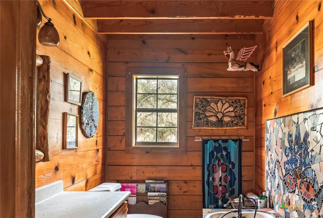 1218 Oakwood Loop, Windcrest, TX, 78676 | 584821 | Realty Texas LLC