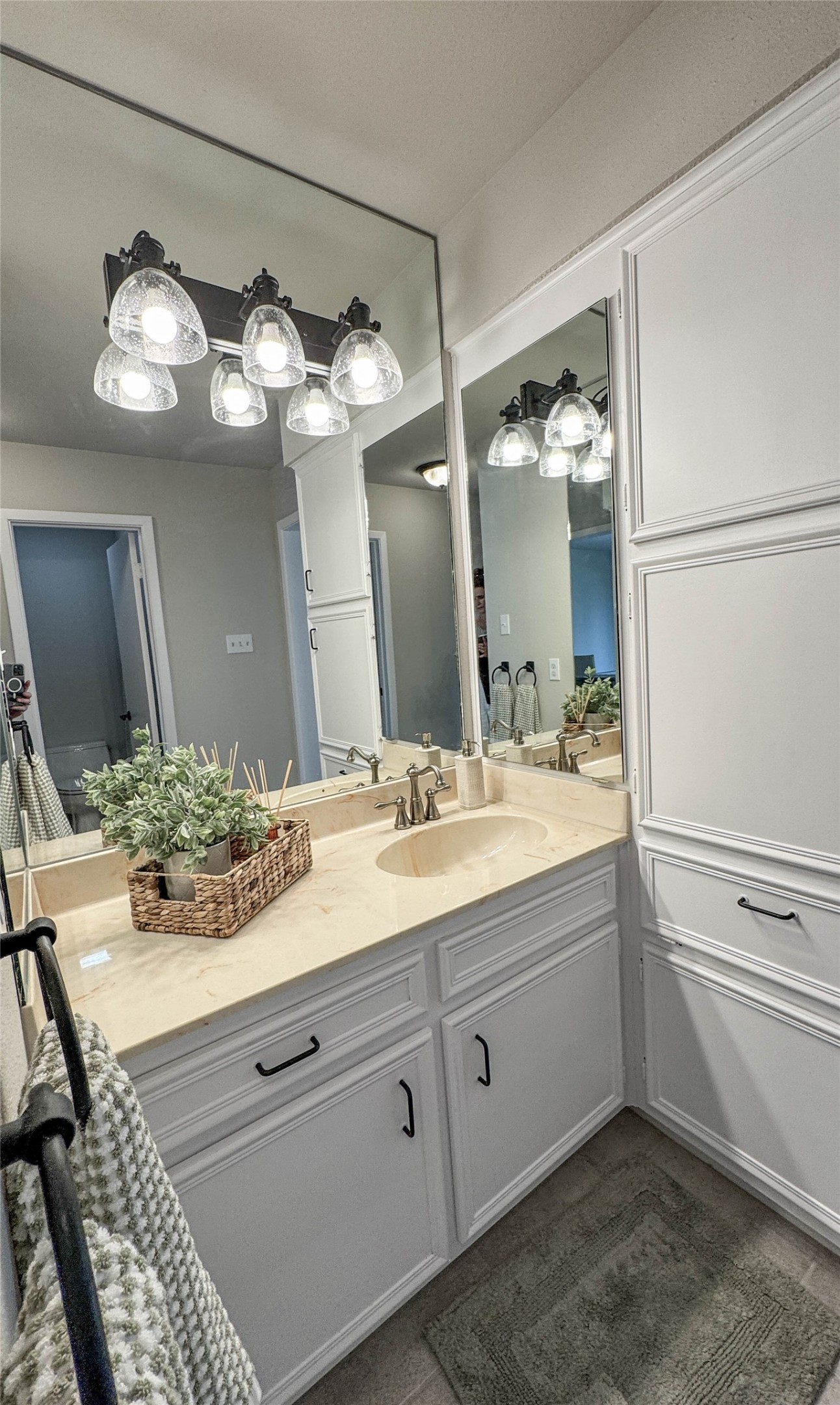 1406 Broken Hills DR 14, Horseshoe Bay, TX, 78657 | 1856460 | Realty Texas LLC
