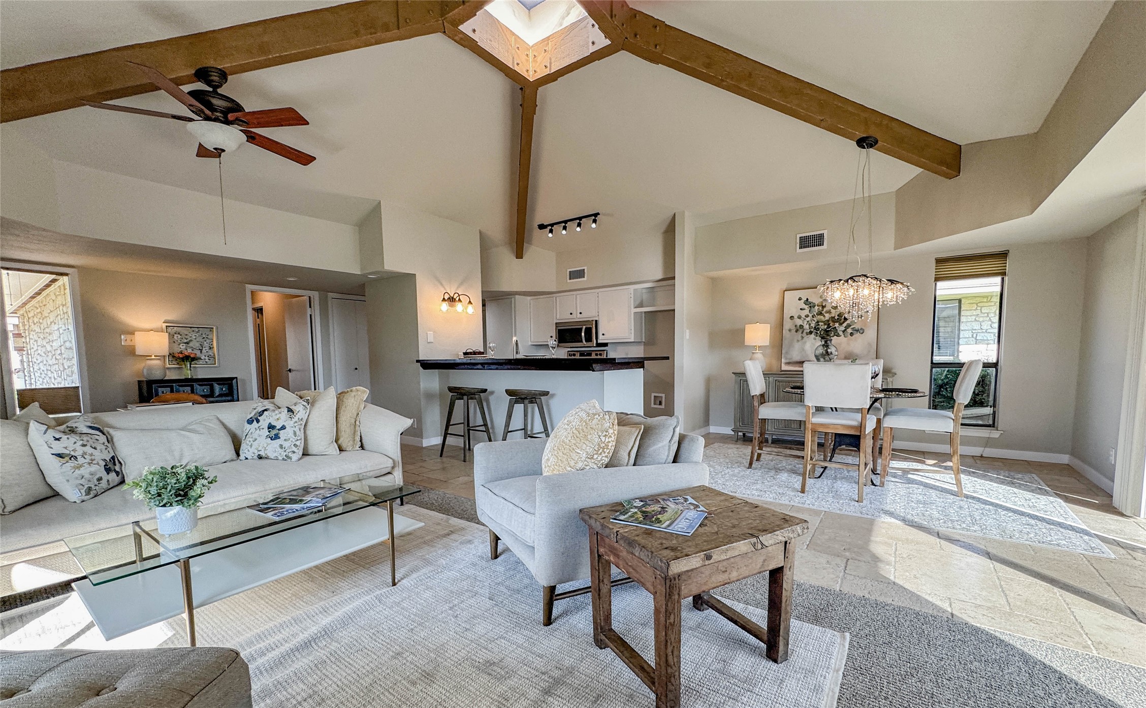 1406 Broken Hills DR 14, Horseshoe Bay, TX, 78657 | 1856460 | Realty Texas LLC