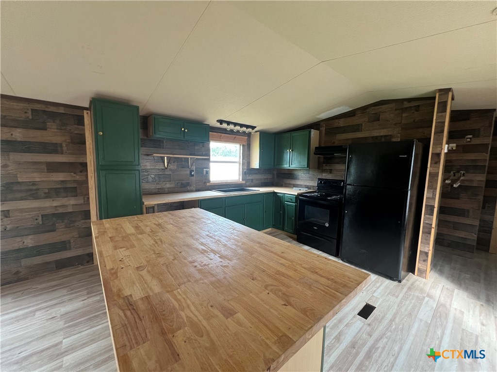 408 Debbie Street, Victoria, TX, 77905 | 584913 | Realty Texas LLC