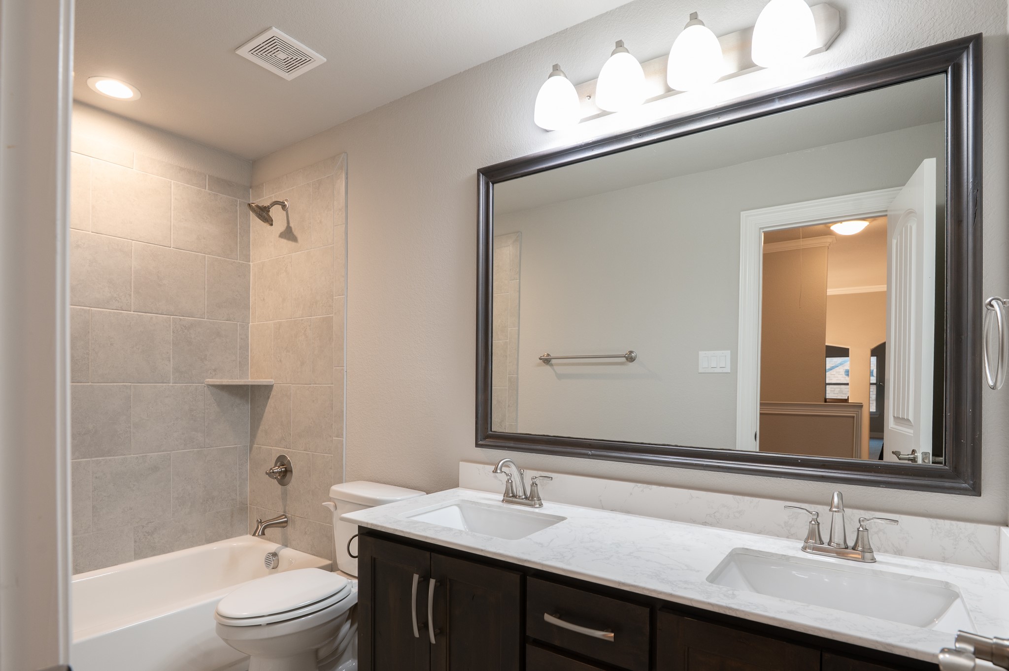 1703 Cedar Bluff Parkway, Mansfield, TX, 76063 | 20983026 | Realty Texas LLC
