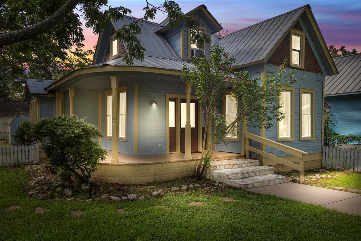 710 Gresham ST, Smithville, TX, 78957 | 8863109 | Realty Texas LLC