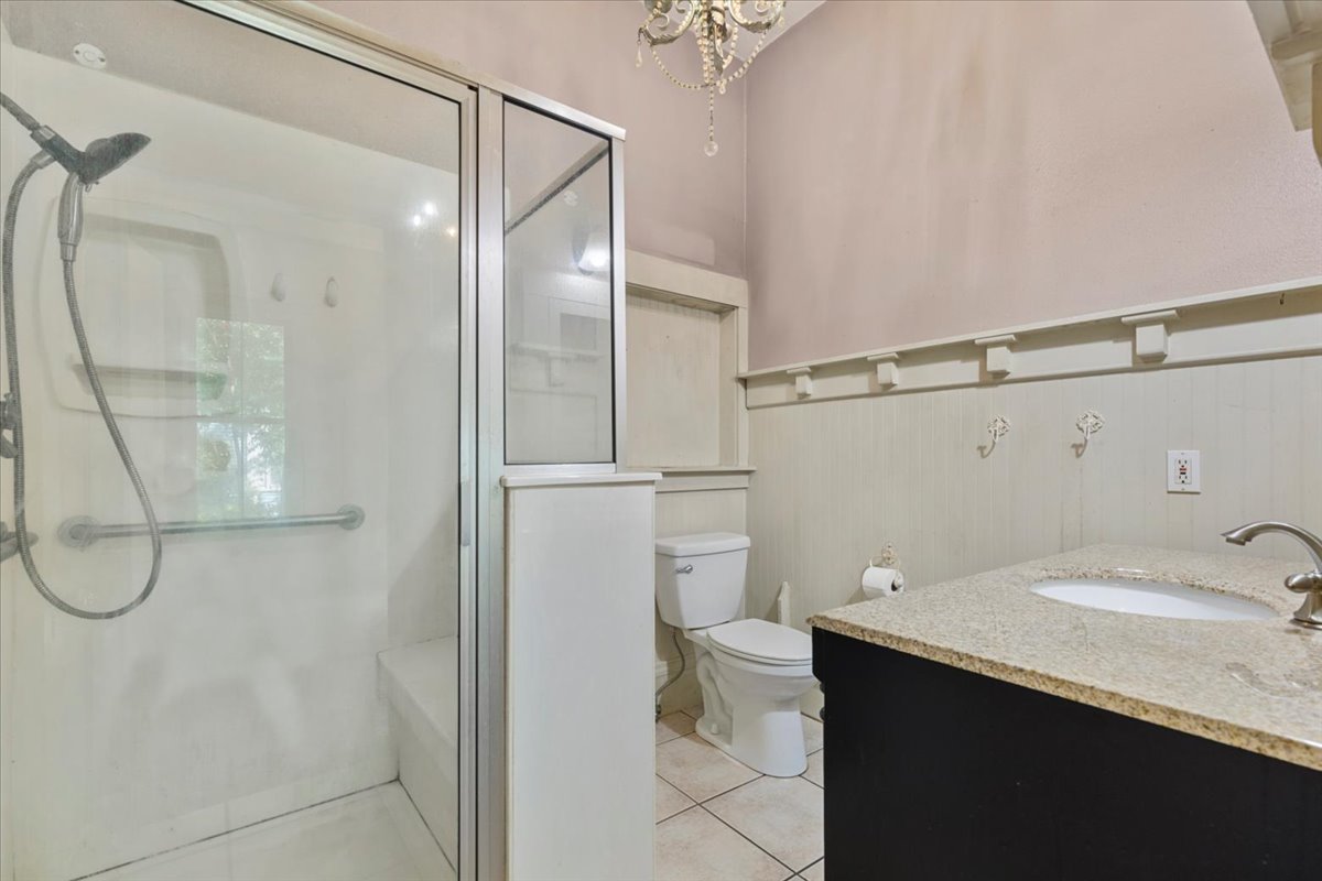 710 Gresham ST, Smithville, TX, 78957 | 8863109 | Realty Texas LLC