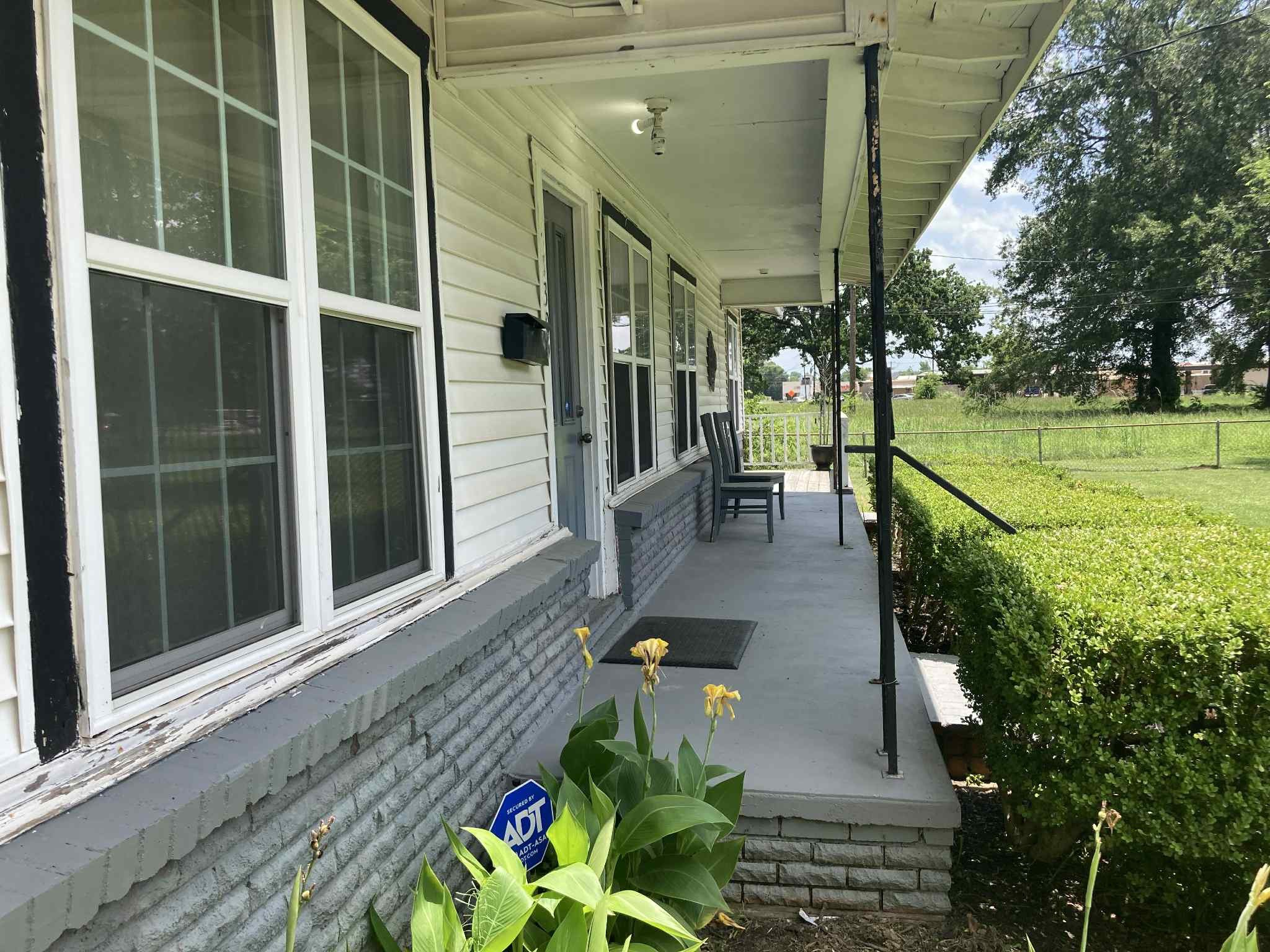 1305 E Goliad Avenue, Crockett, TX, 75835 | 35006583 | Realty Texas LLC