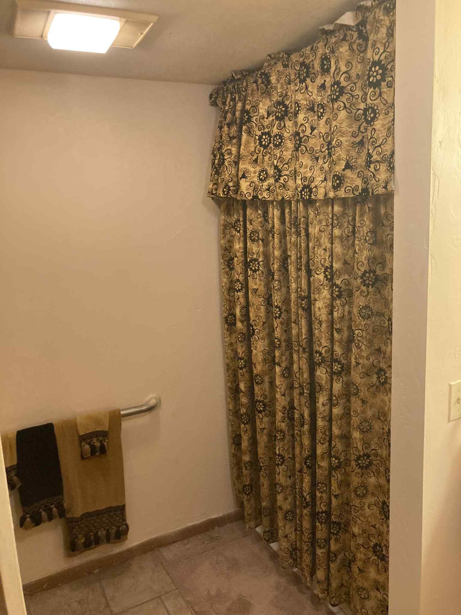 1305 E Goliad Avenue, Crockett, TX, 75835 | 35006583 | Realty Texas LLC