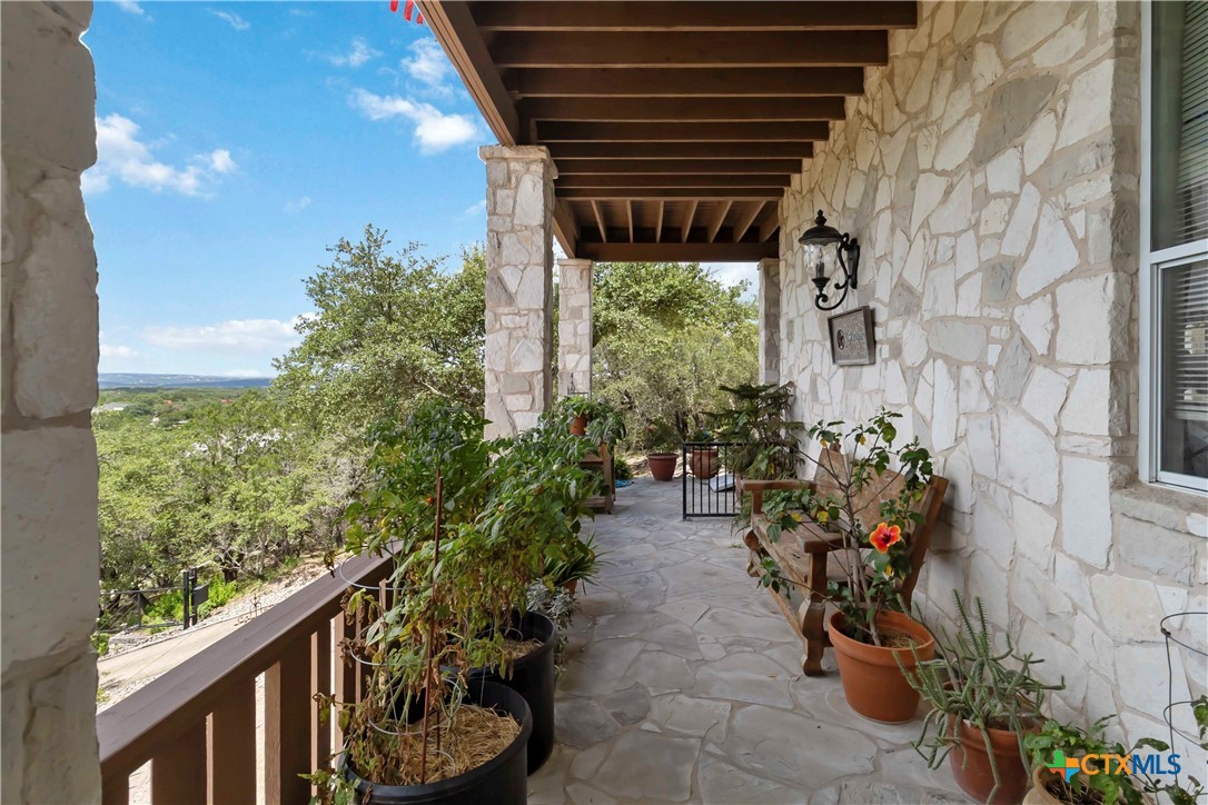 633 Flaman Road, Canyon Lake, TX, 78133 | 584025 | Realty Texas LLC