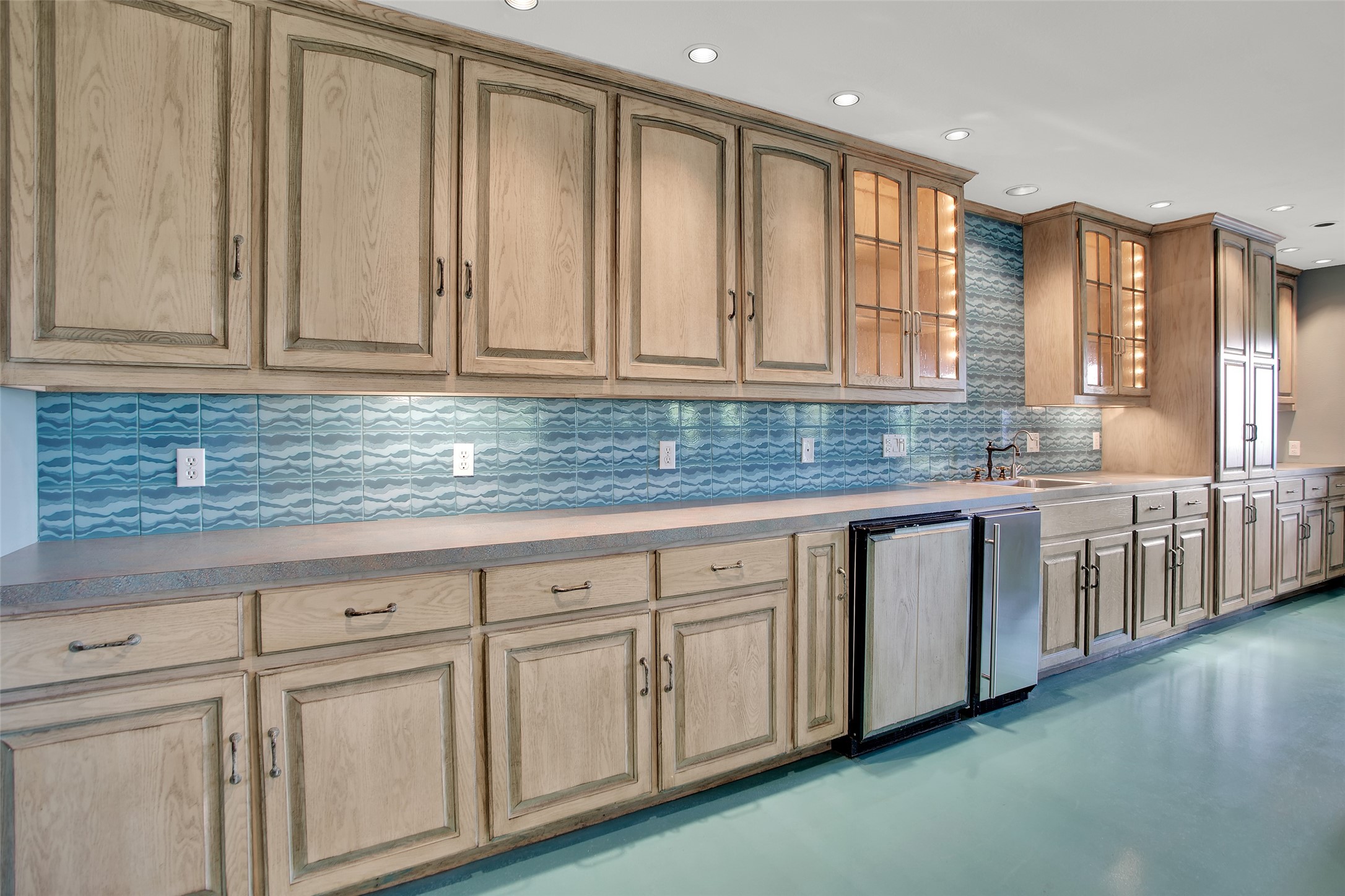 214 Island View Drive, Pottsboro, TX, 75076 | 20980209 | Realty Texas LLC