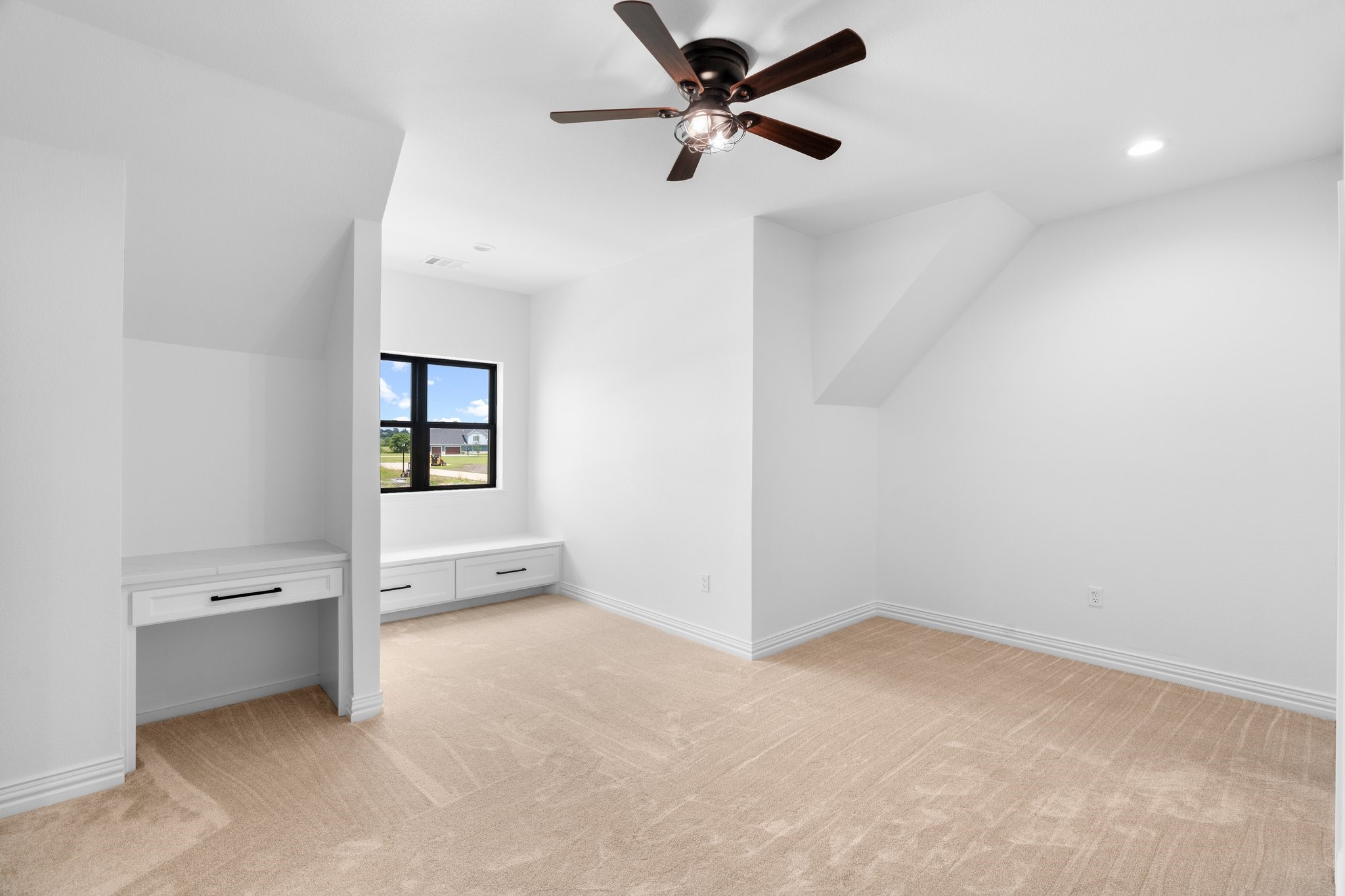 1321 Greycrest Terrace, Midlothian, TX, 76065 | 20971768 | Realty Texas LLC