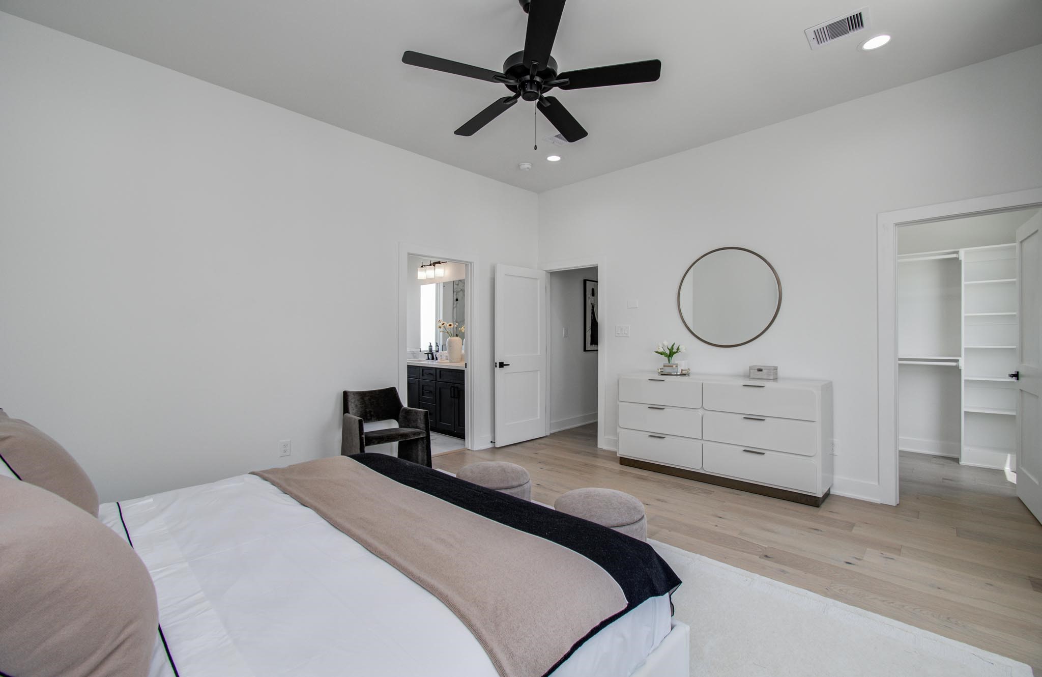 8703 Ojeman Villas Drive, Houston, TX, 77055 | 13843969 | Realty Texas LLC