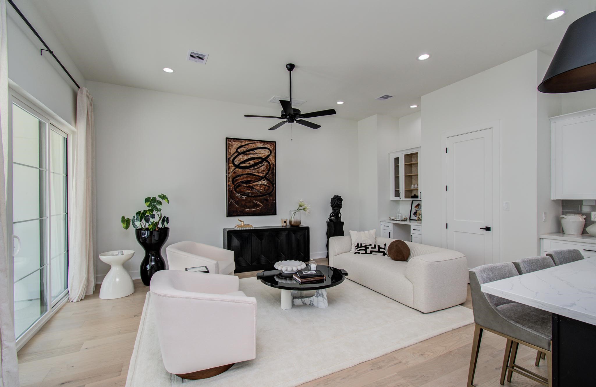 8703 Ojeman Villas Drive, Houston, TX, 77055 | 13843969 | Realty Texas LLC