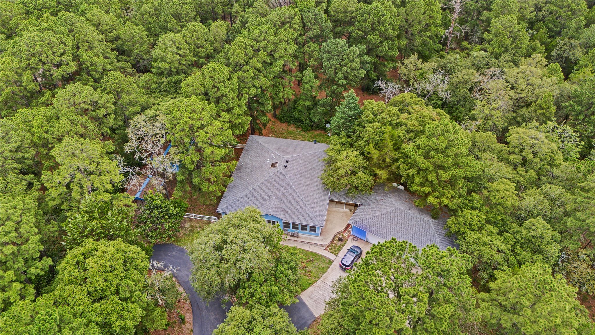 222 Pony Express DR, Smithville, TX, 78957 | 5492402 | Realty Texas LLC