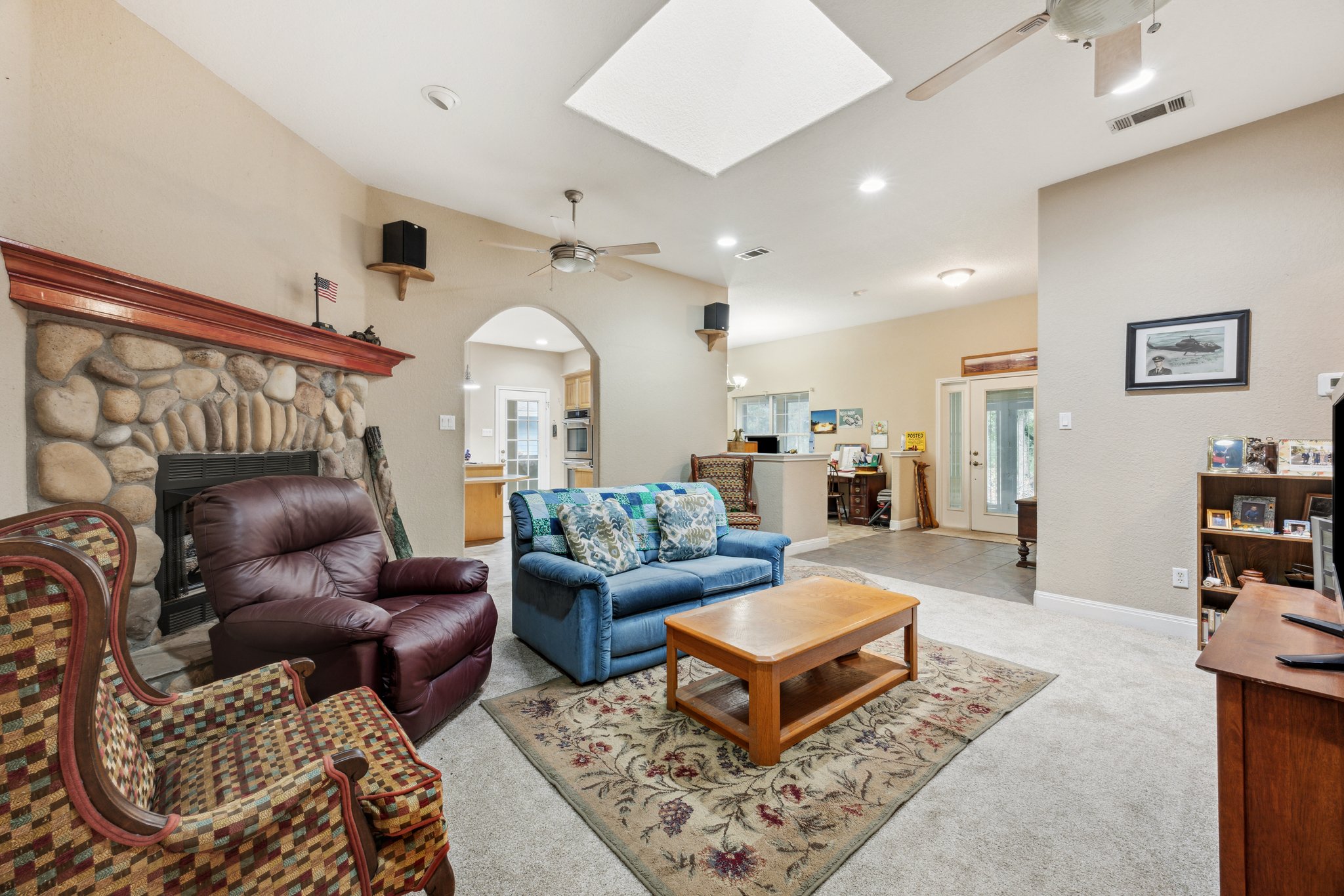 222 Pony Express DR, Smithville, TX, 78957 | 5492402 | Realty Texas LLC