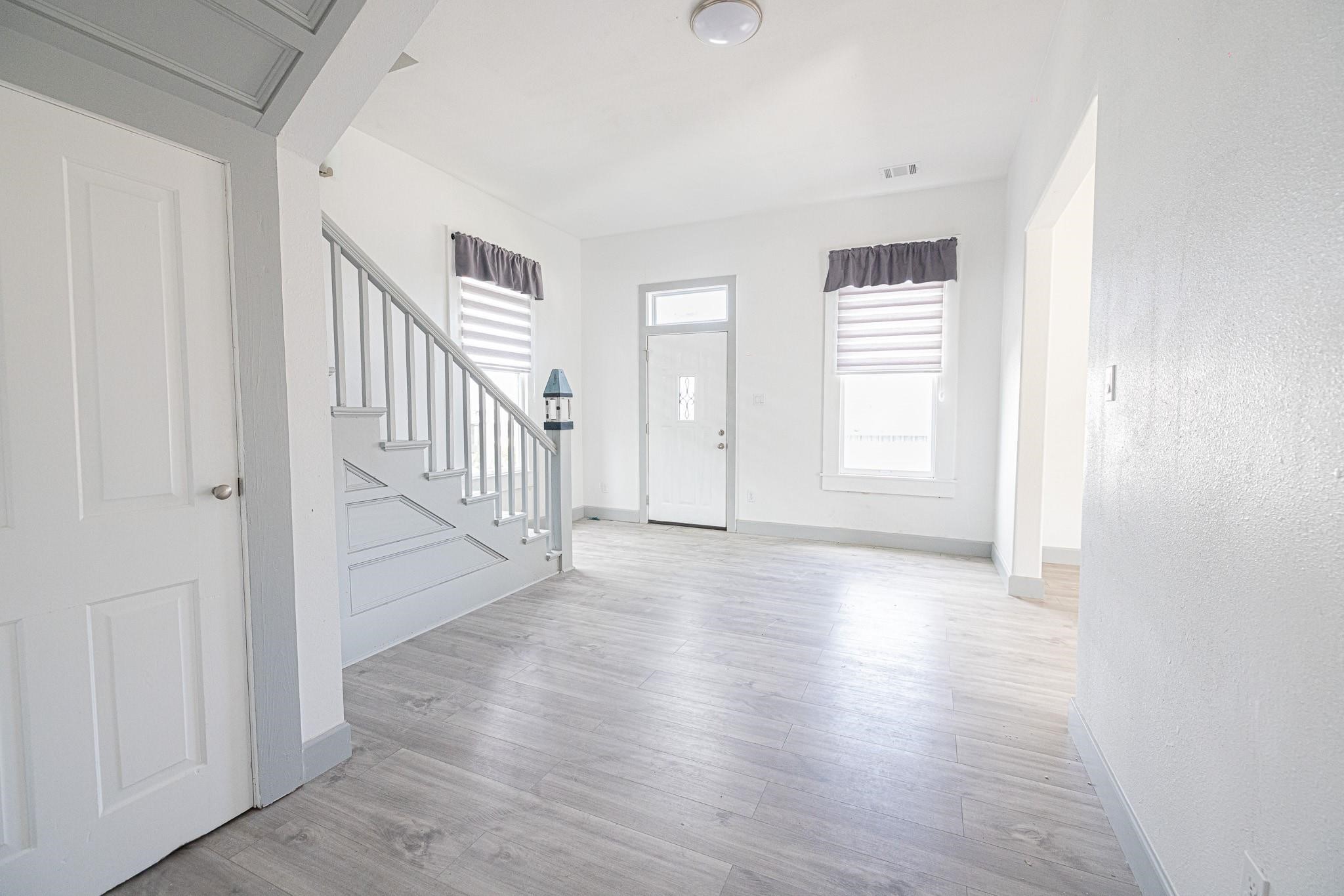 1625 39th Street, Galveston, TX, 77550 | 80833698 | Realty Texas LLC