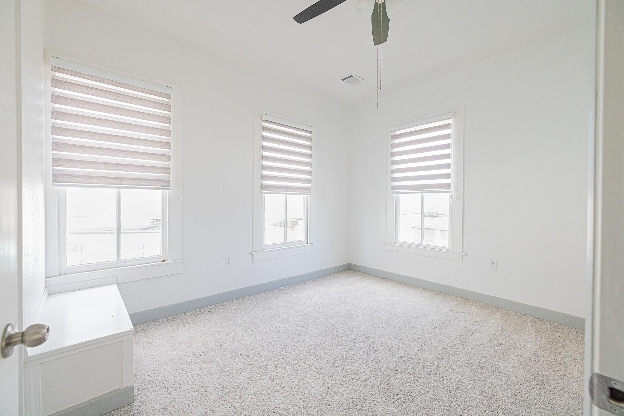 1625 39th Street, Galveston, TX, 77550 | 80833698 | Realty Texas LLC