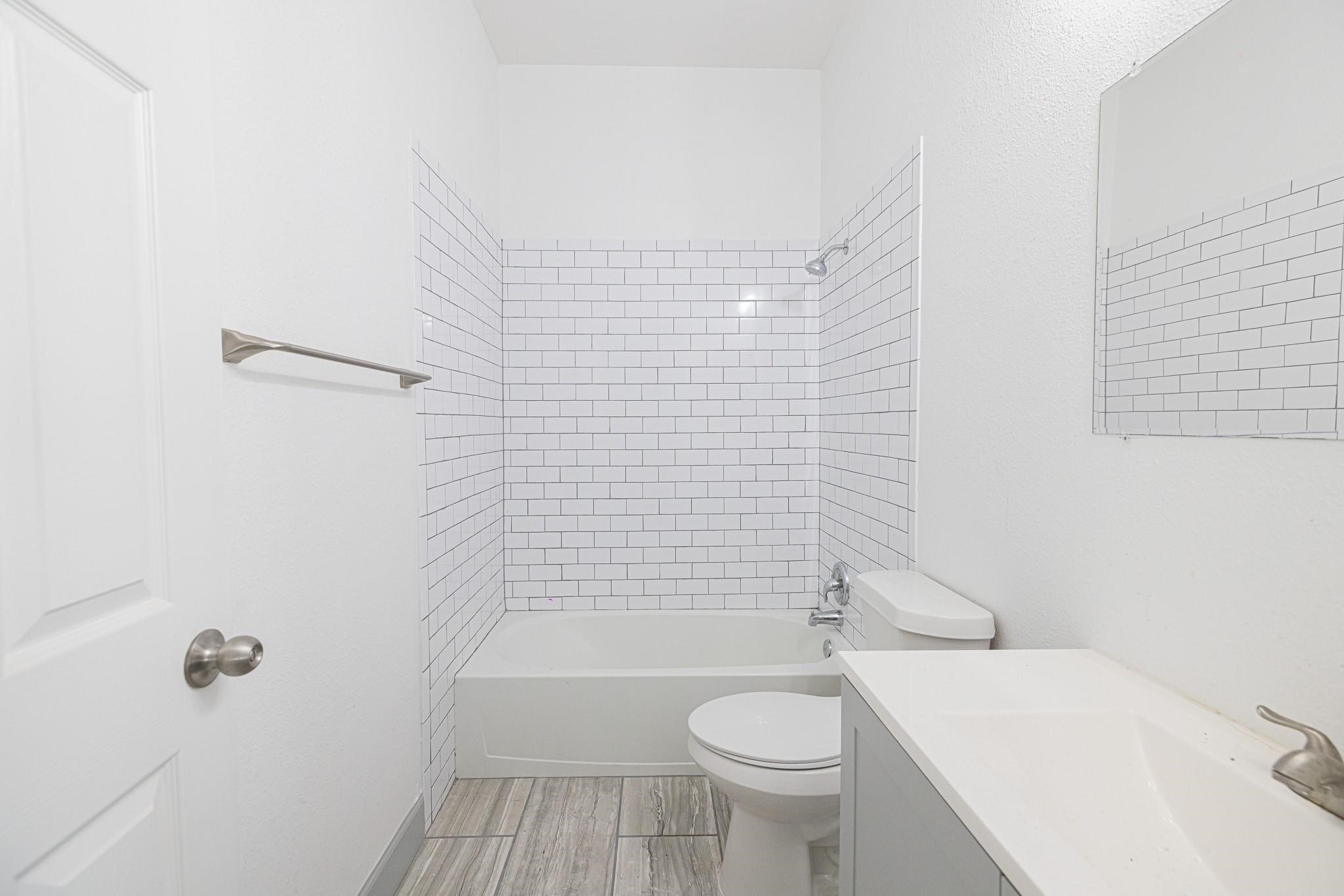 1625 39th Street, Galveston, TX, 77550 | 80833698 | Realty Texas LLC