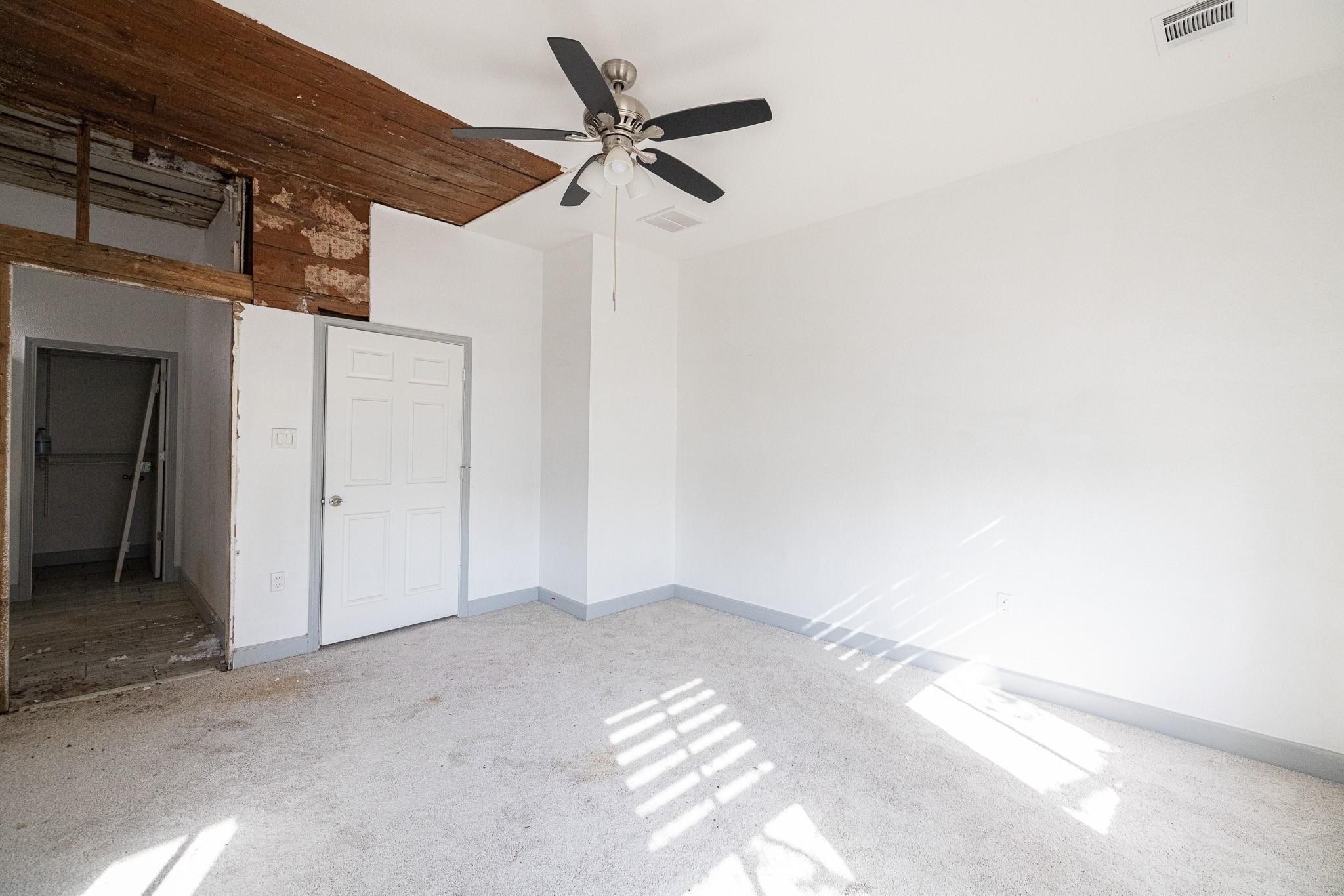 1625 39th Street, Galveston, TX, 77550 | 80833698 | Realty Texas LLC