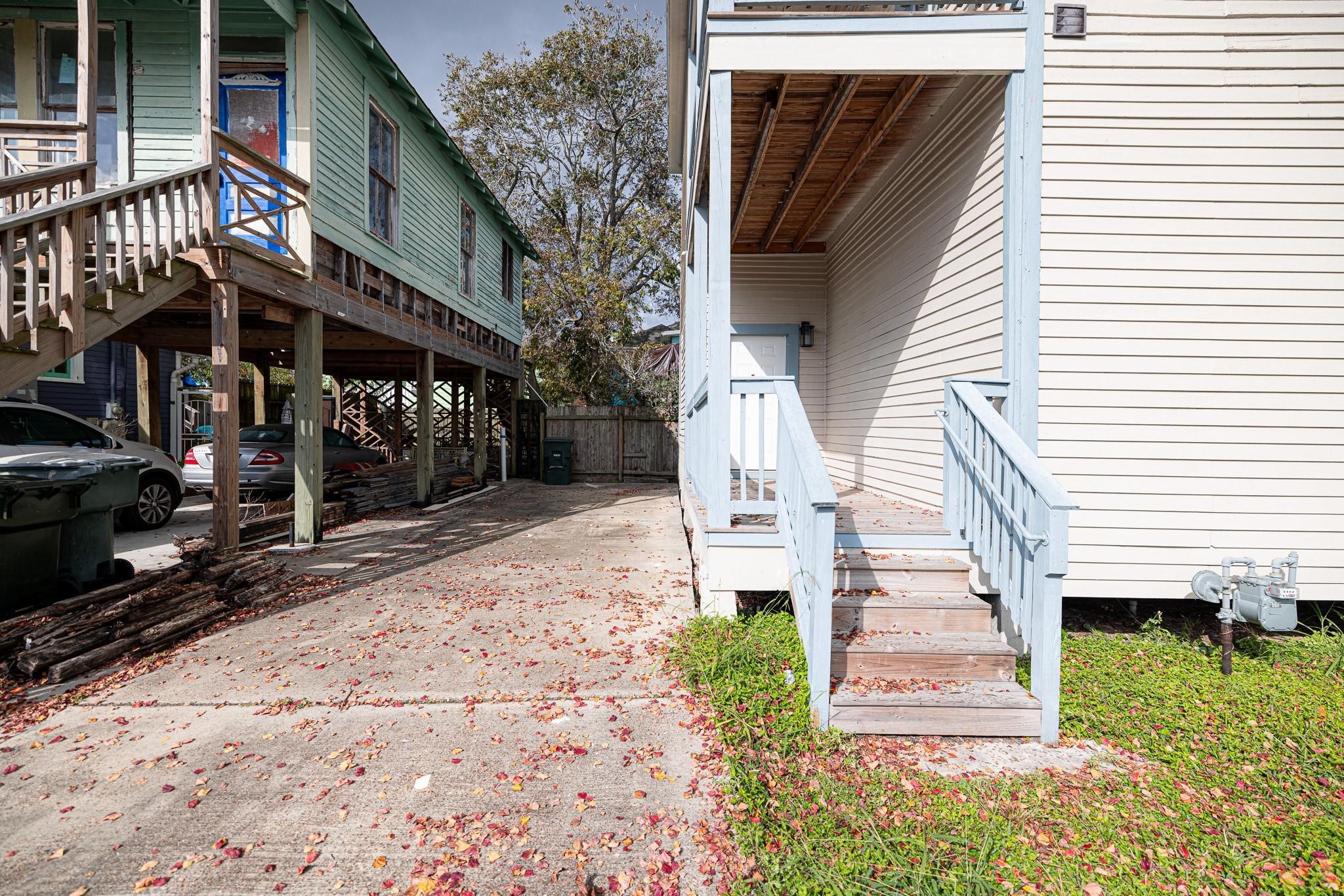1625 39th Street, Galveston, TX, 77550 | 80833698 | Realty Texas LLC
