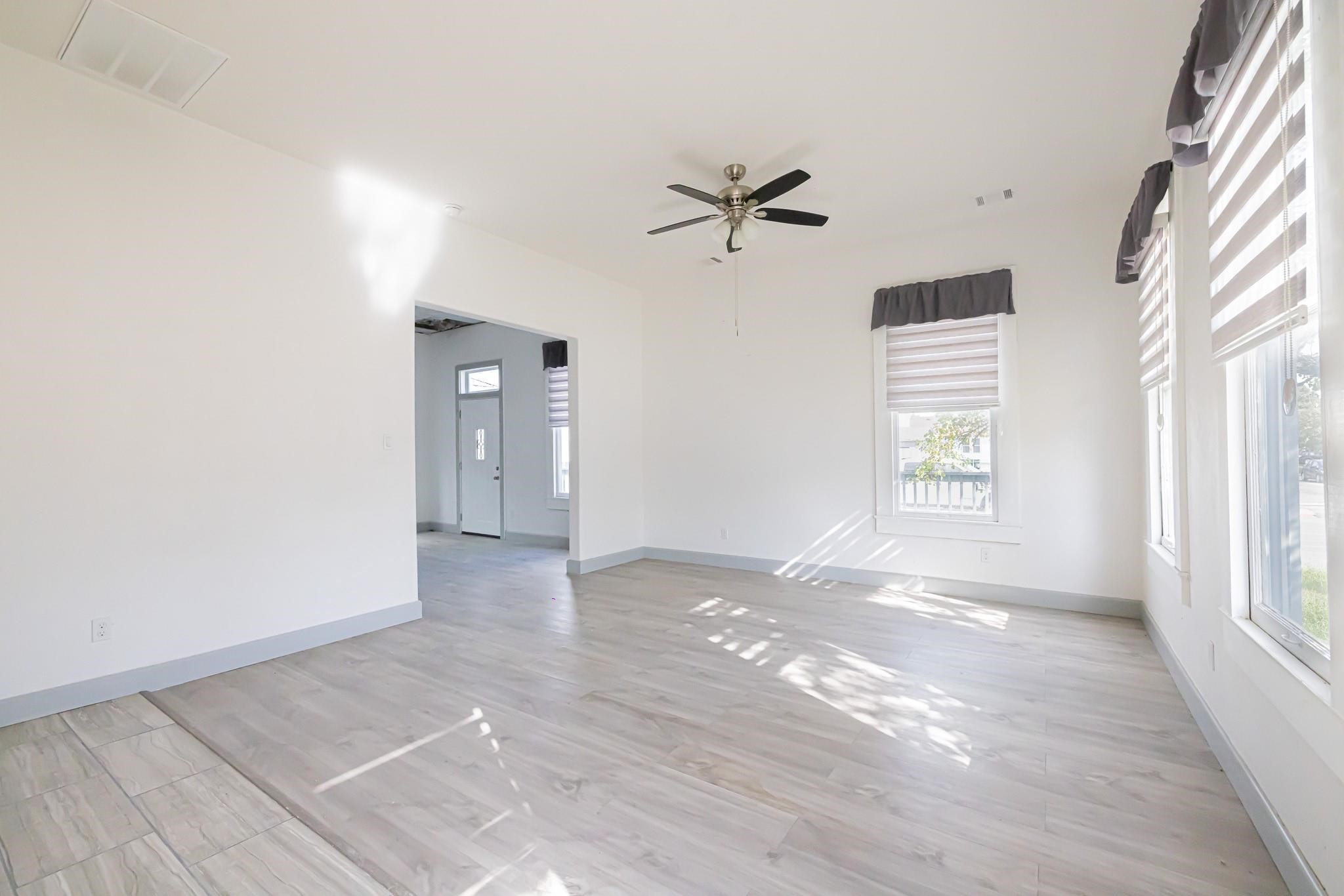 1625 39th Street, Galveston, TX, 77550 | 80833698 | Realty Texas LLC